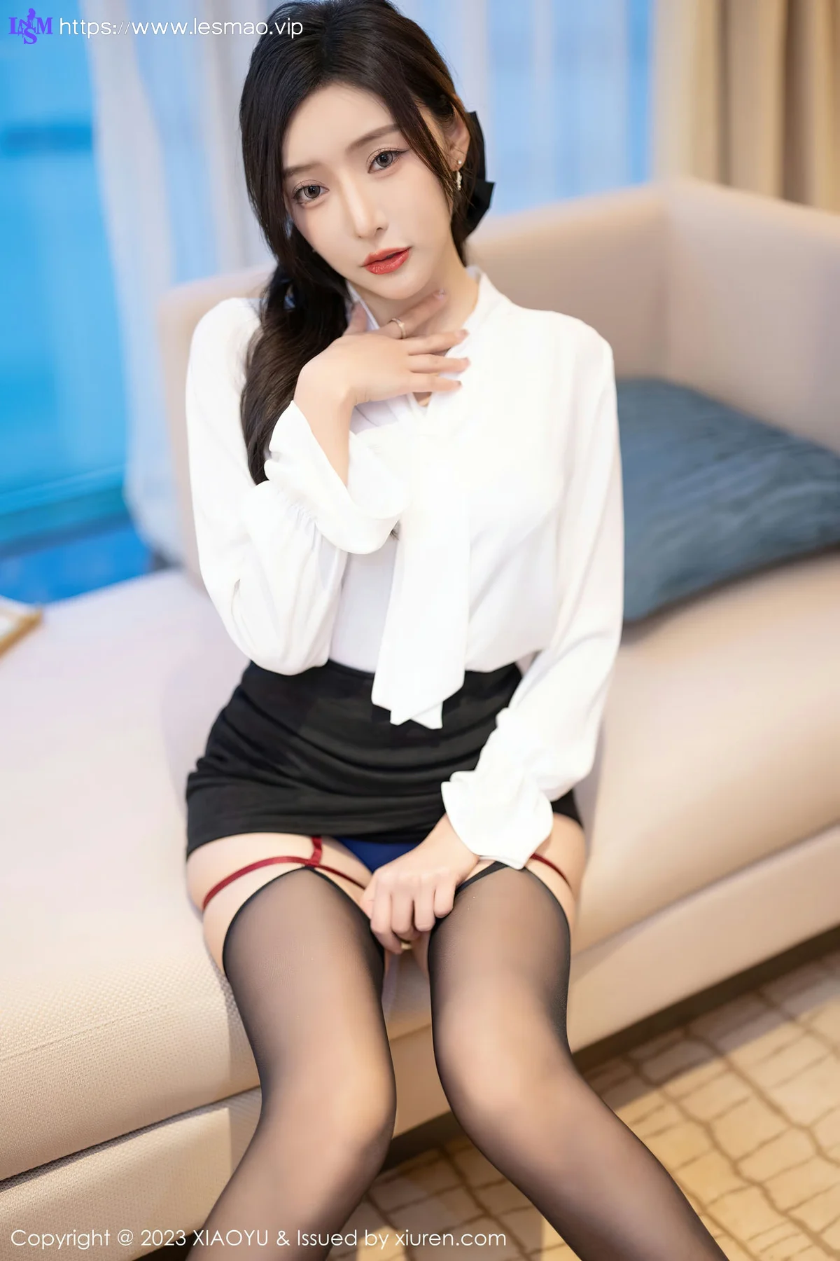 XIAOYU  语画界 Vol.1033  王馨瑶yanni 魅惑黑丝性感写真1 - 30