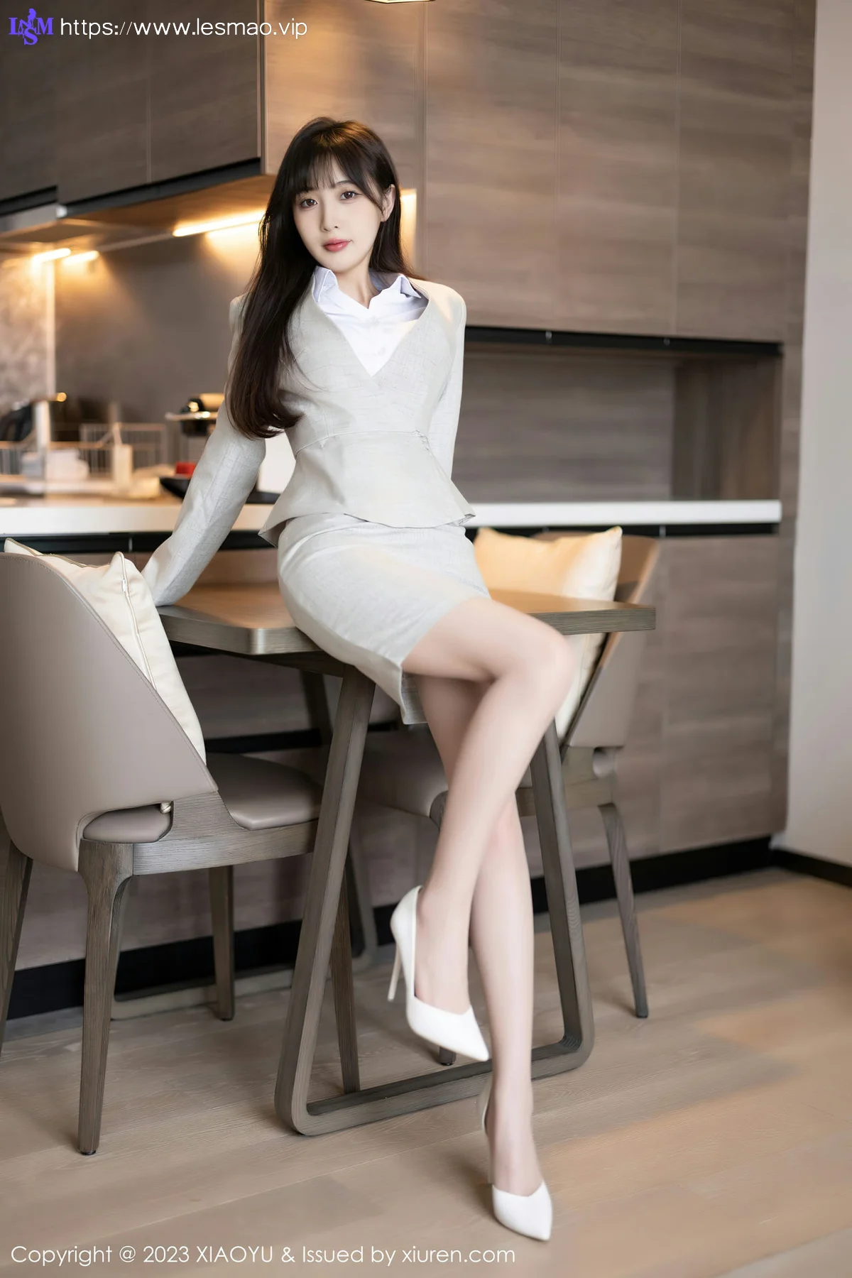 XIAOYU  语画界 Vol.1034  林星阑 浅色职业装性感写真22 - 14