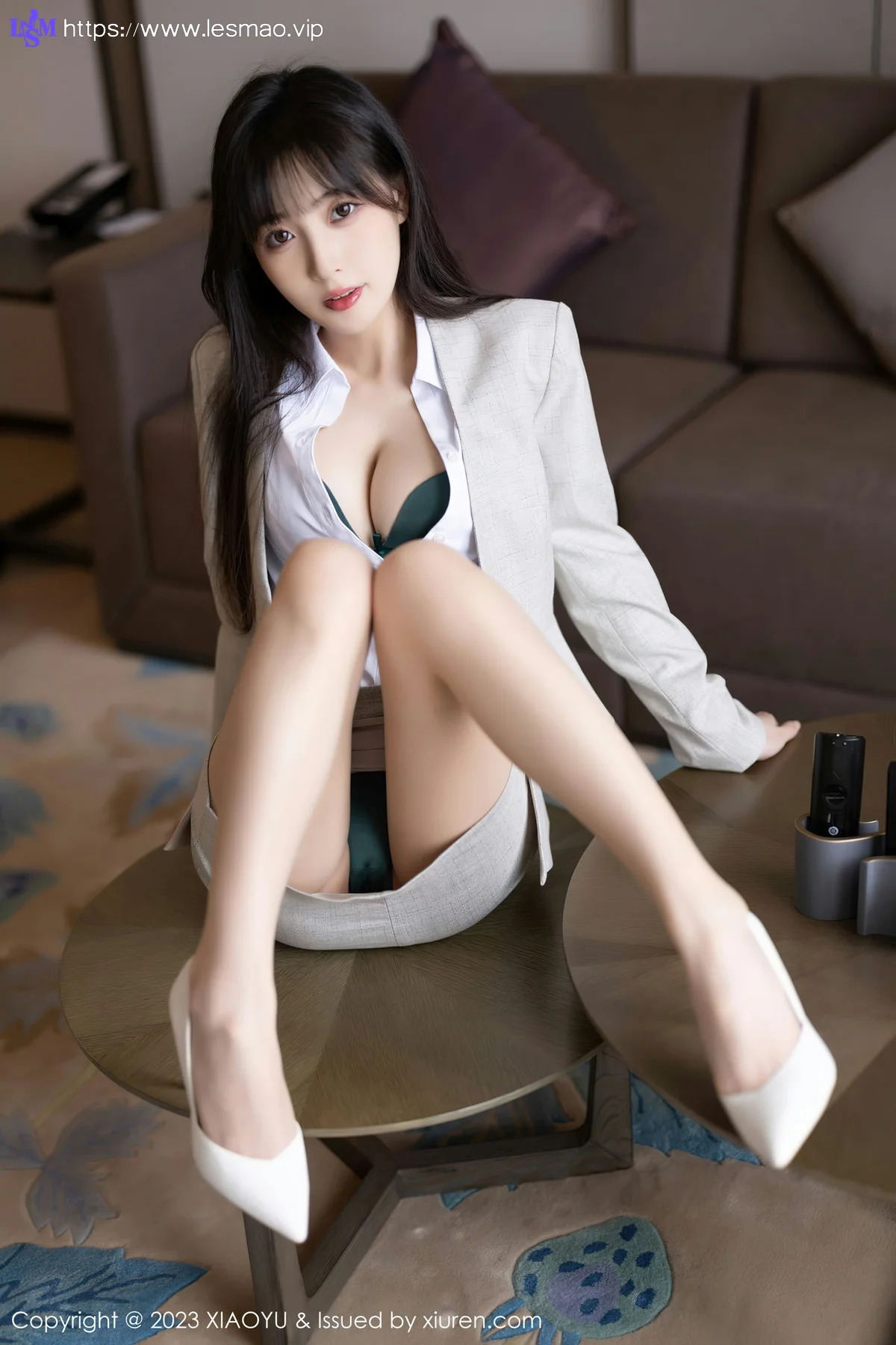 XIAOYU  语画界 Vol.1034  林星阑 浅色职业装性感写真22 - 37