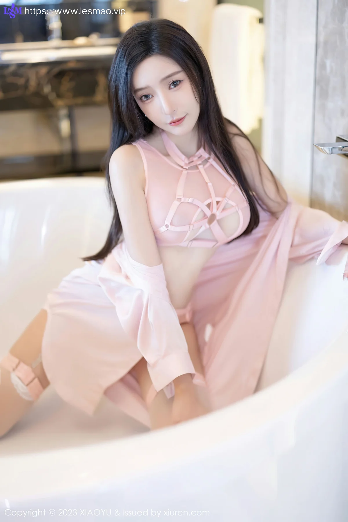 XIAOYU  语画界 Vol.1040  王馨瑶yanni 粉色情趣服饰性感写真11 - 36