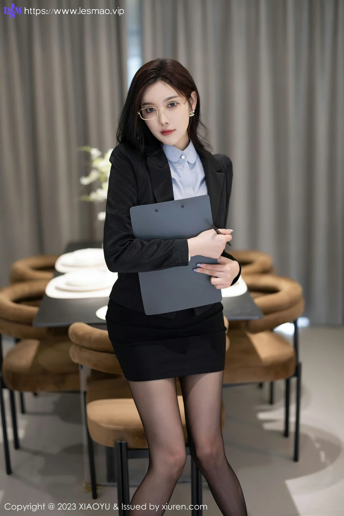 XIAOYU  语画界 Vol.1041  杨晨晨Yome 黑色职业装贵州旅拍写真11 - 6