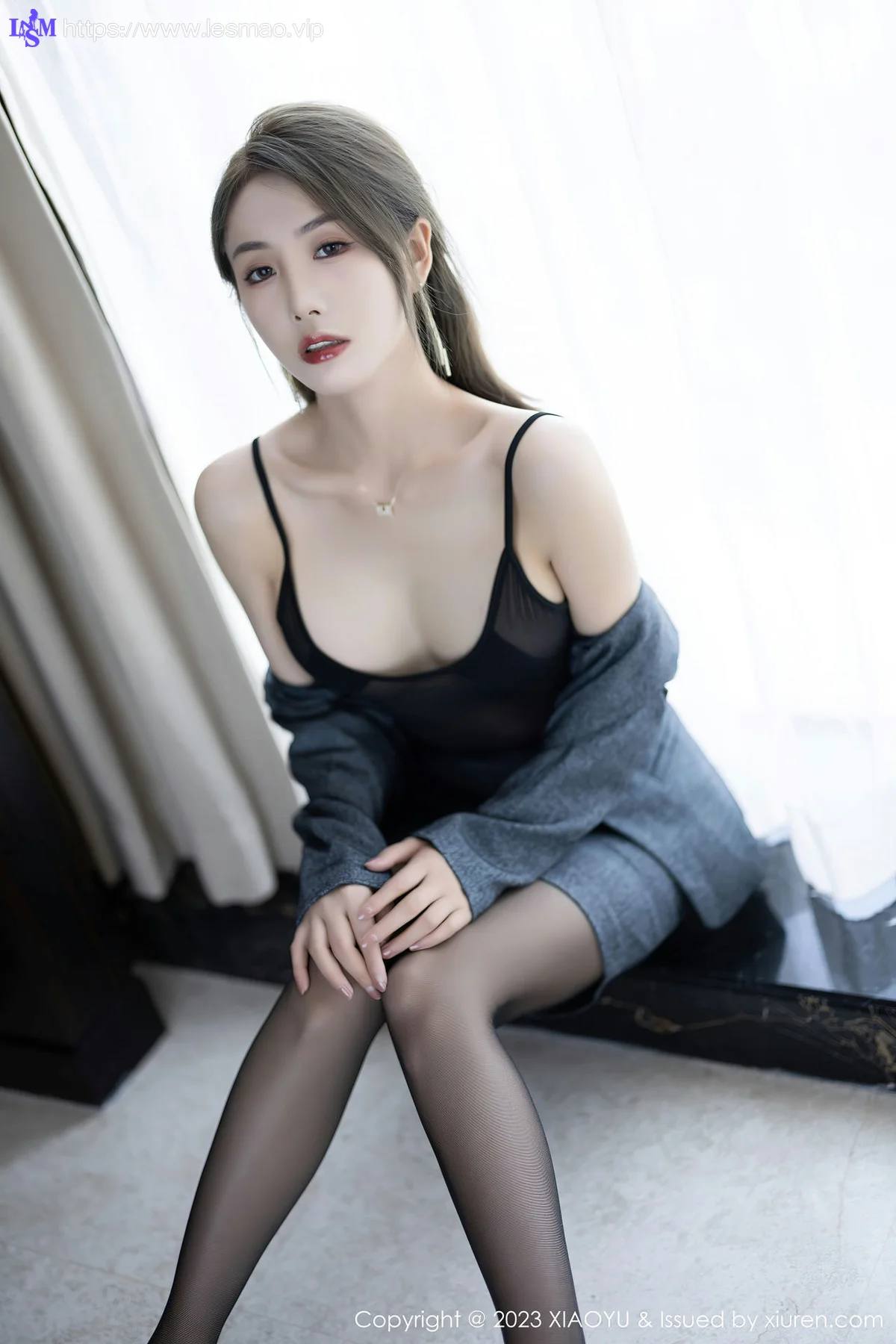 XIAOYU  语画界 Vol.1042  苏苏阿 魅惑黑丝性感写真1 - 15