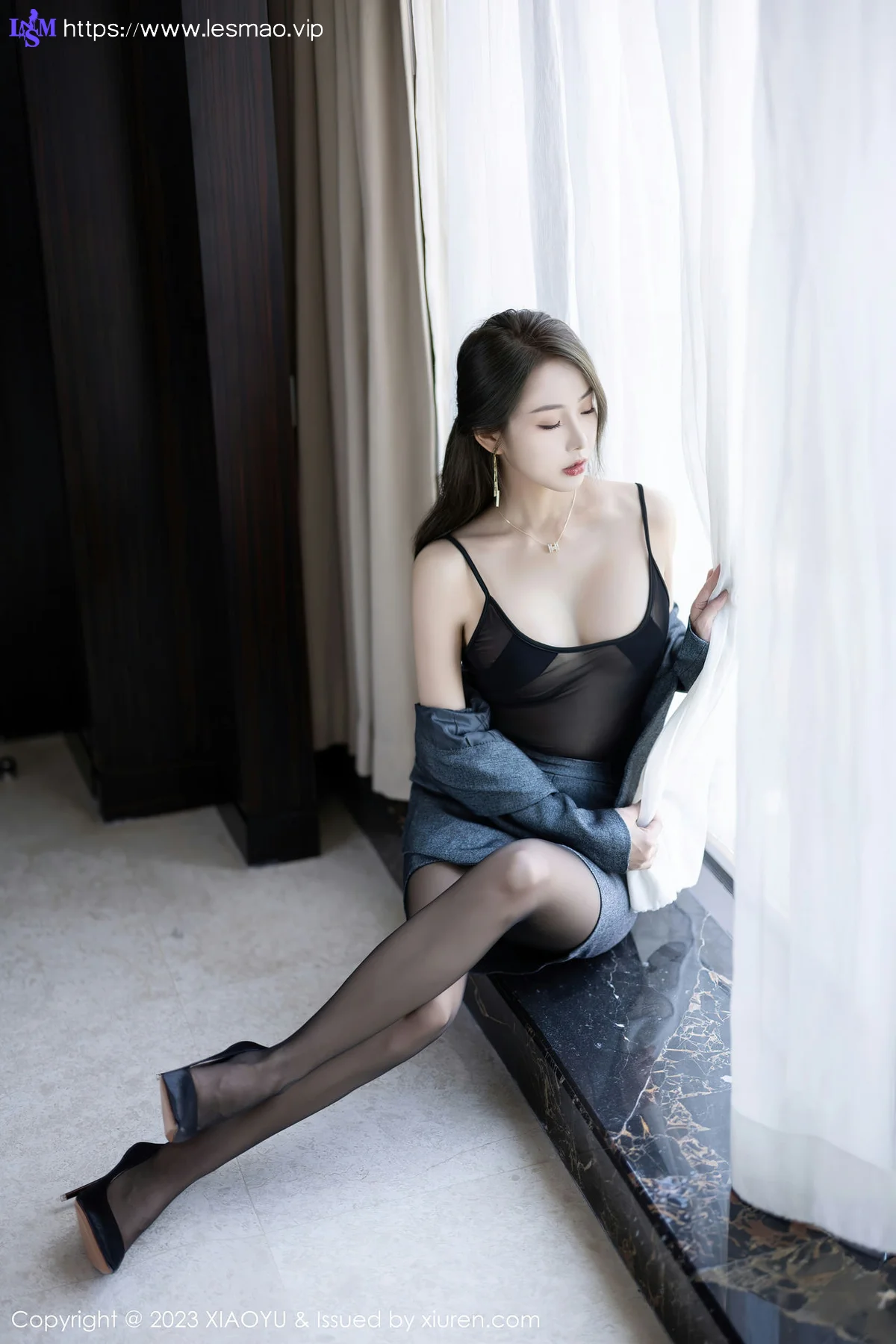 XIAOYU  语画界 Vol.1042  苏苏阿 魅惑黑丝性感写真1 - 17