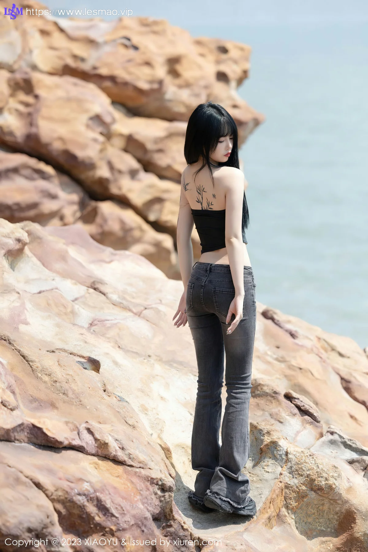 XIAOYU  语画界 Vol.1047  奶瓶. 性感蛋黄色性感写真3 - 14