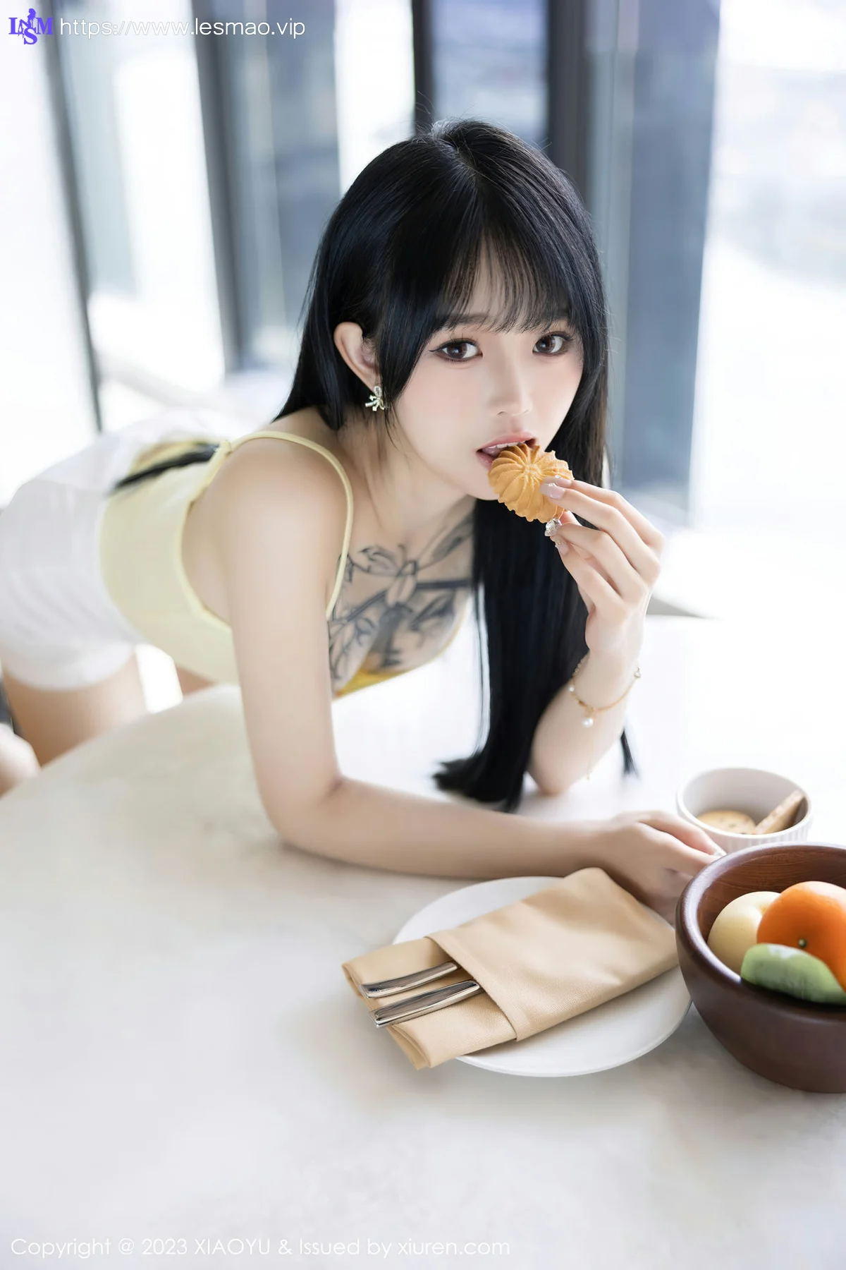 XIAOYU  语画界 Vol.1047  奶瓶. 性感蛋黄色性感写真3 - 28