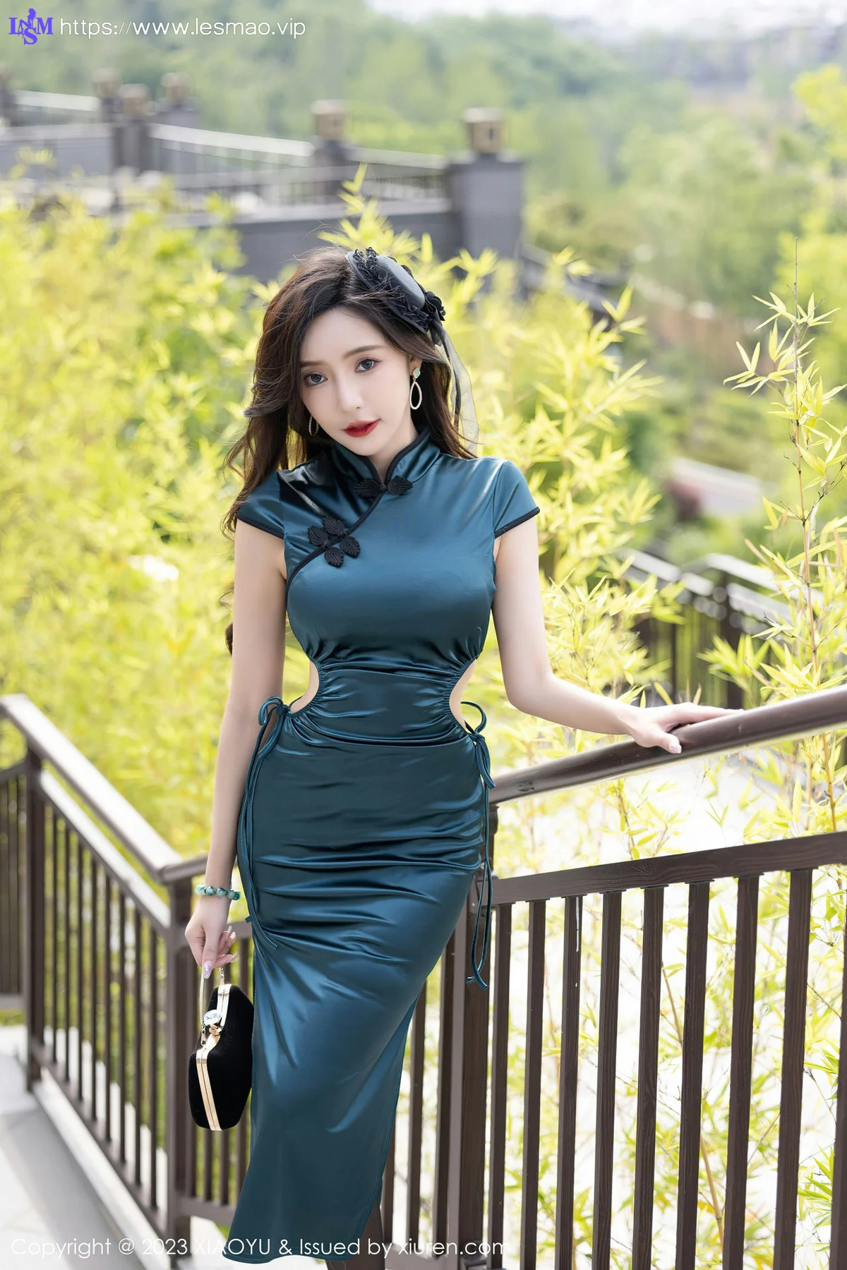 XIAOYU  语画界 Vol.1048  王馨瑶 暗绿色旗袍1 - 19