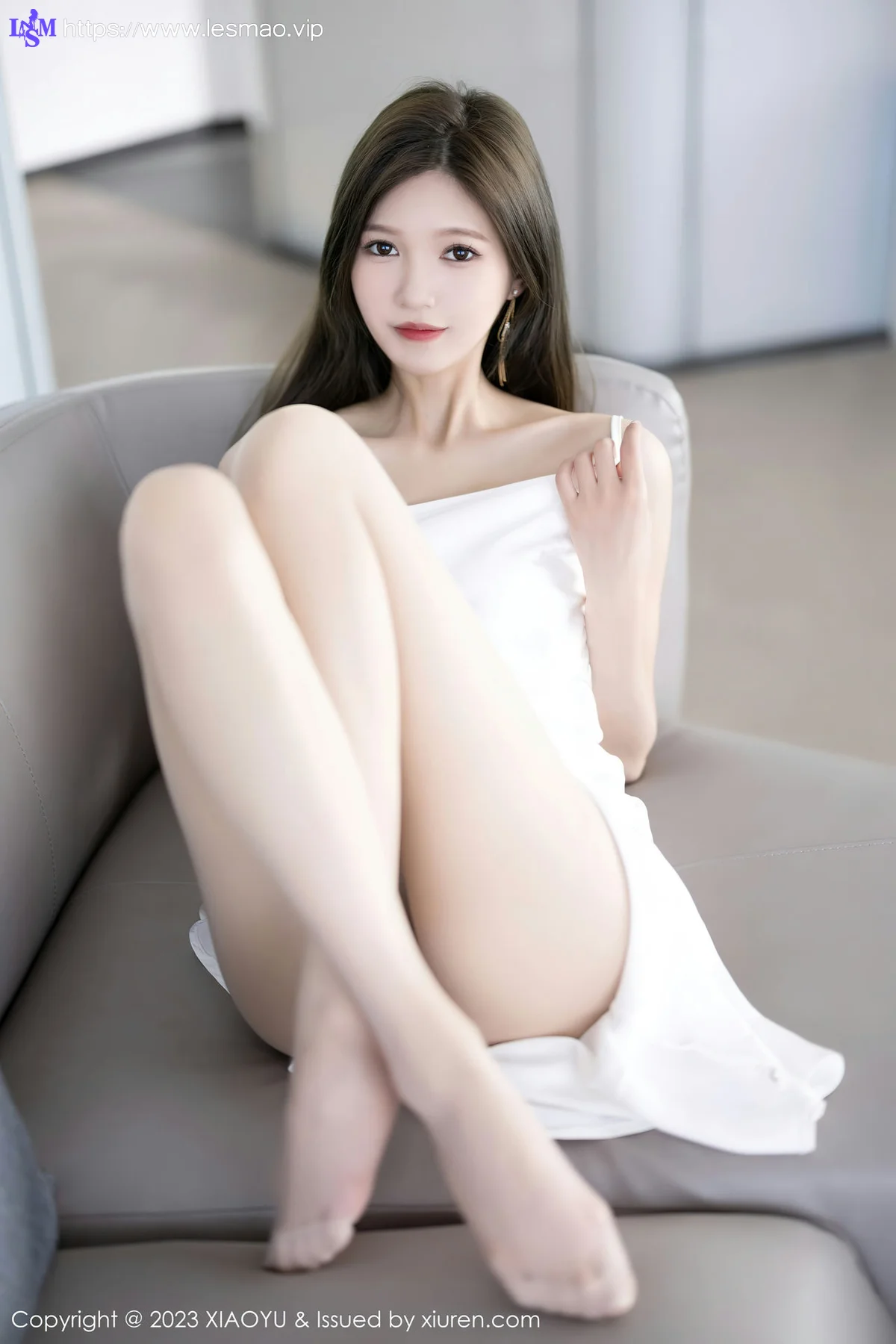 XIAOYU  语画界 Vol.1050  程程程 红色薄纱布兜性感私房1 - 26