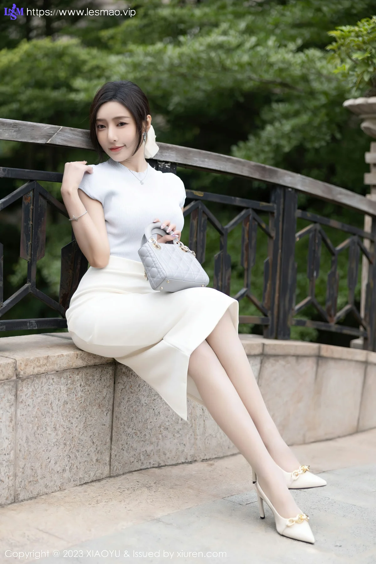 XIAOYU  语画界 Vol.1059  王馨瑶yanni 淡粉色内衣性感写真11 - 13