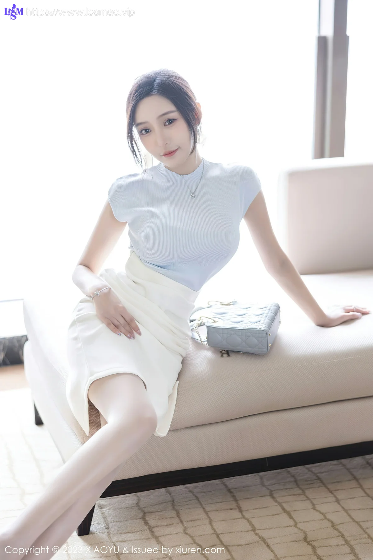 XIAOYU  语画界 Vol.1059  王馨瑶yanni 淡粉色内衣性感写真11 - 25