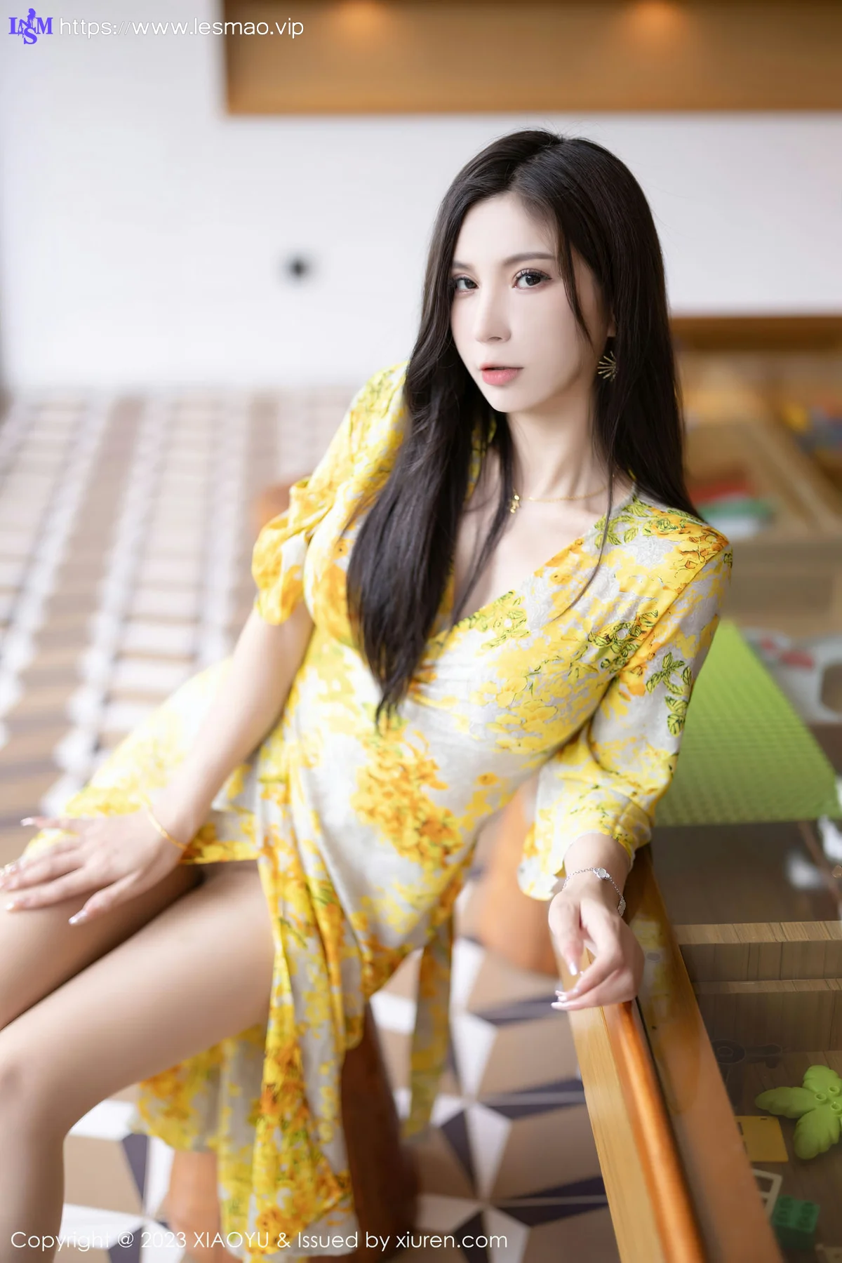 XIAOYU  语画  Vol.1066  小蛮妖Yummy 诱人原色丝袜贵州旅拍写真11 - 9