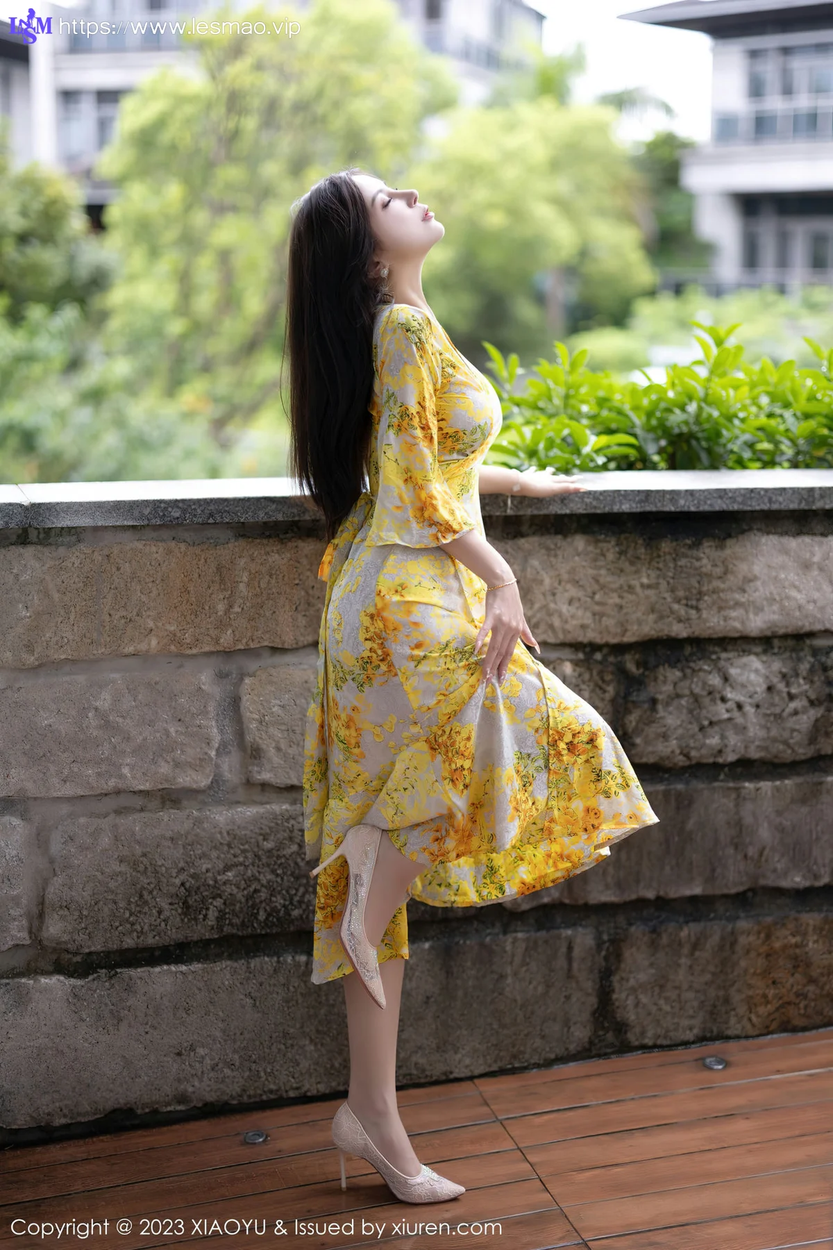 XIAOYU  语画  Vol.1066  小蛮妖Yummy 诱人原色丝袜贵州旅拍写真11 - 11