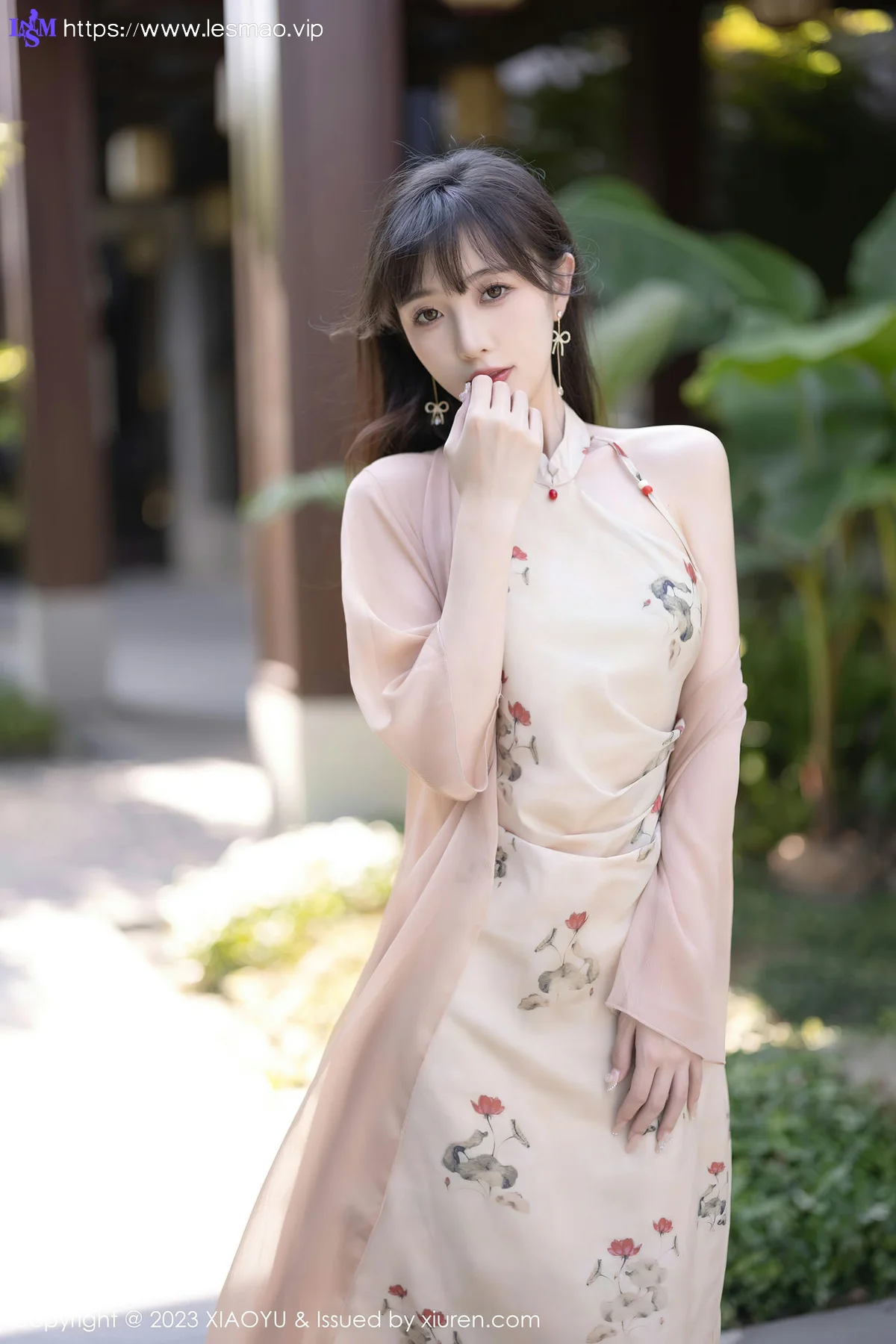 XIAOYU  语画  Vol.1071  林星阑 浅色薄纱贵州旅拍1 - 8