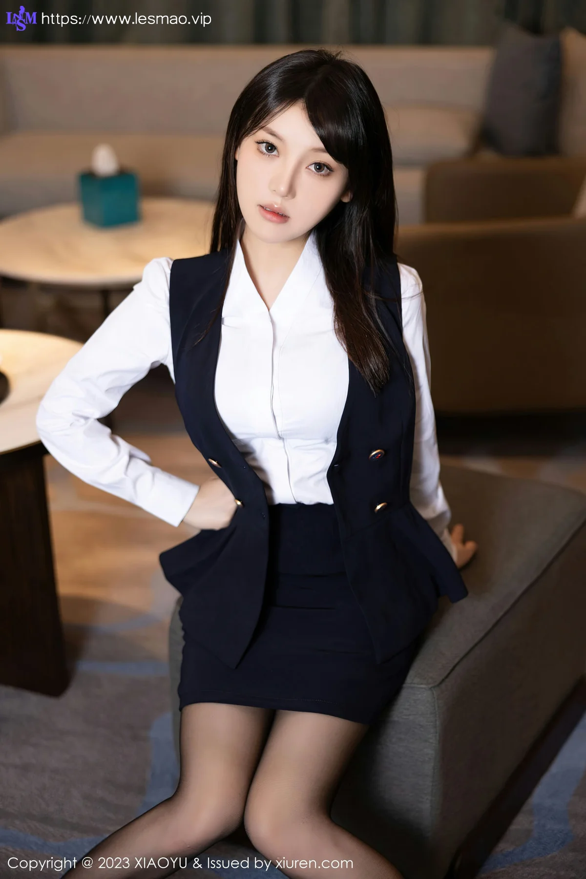 XIAOYU  语画  Vol.1113 豆瓣酱 深色Ol性感写真1 - 11