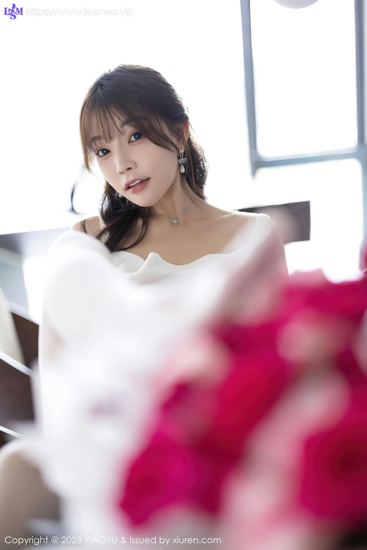 XIAOYU  语画  Vol.1131  徐莉芝Booty 白色丝袜性感写真1 - 22