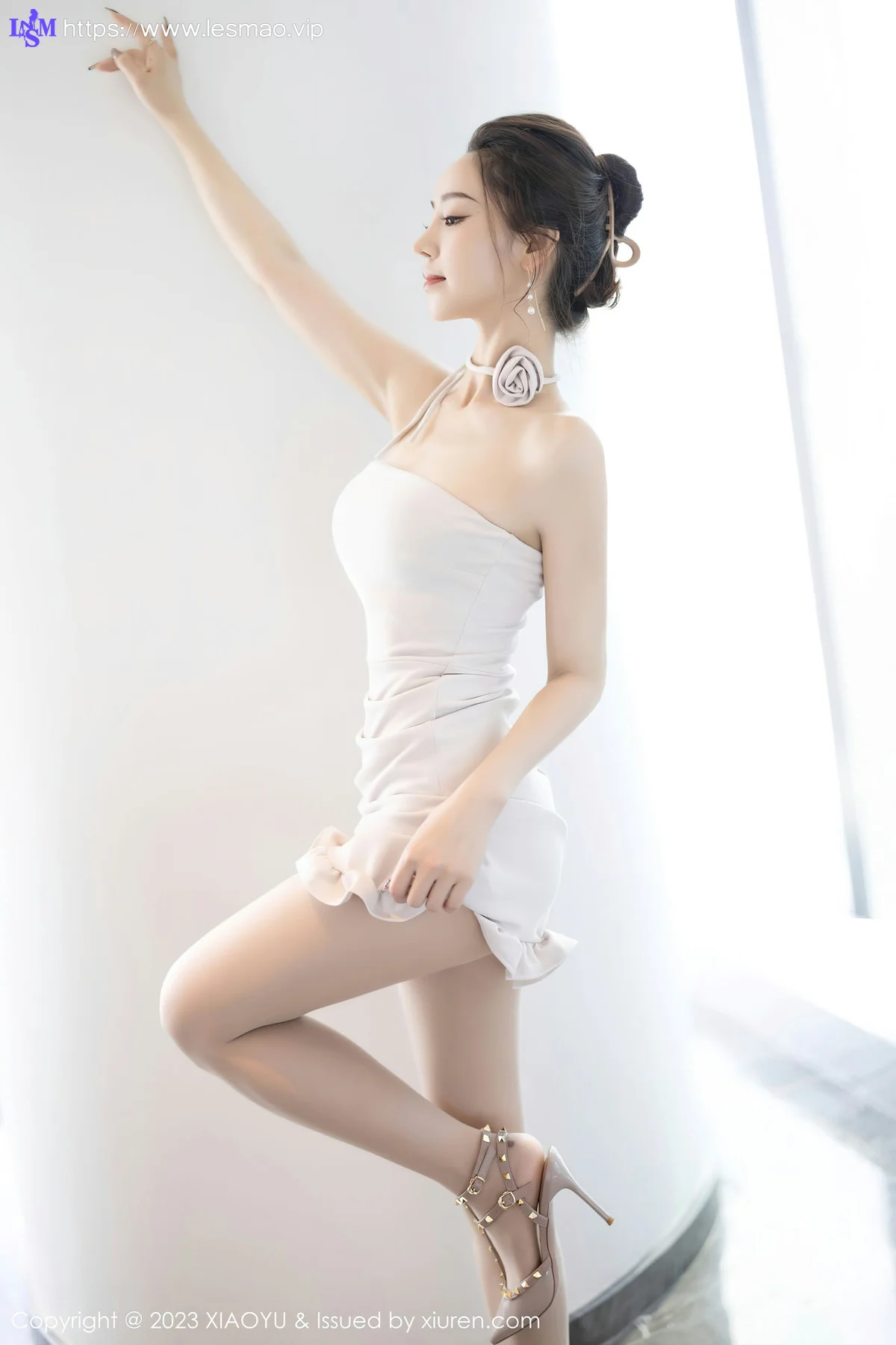 XIAOYU  语画  Vol.1132  苏曼兮 露肩短裙性感写真11 - 12