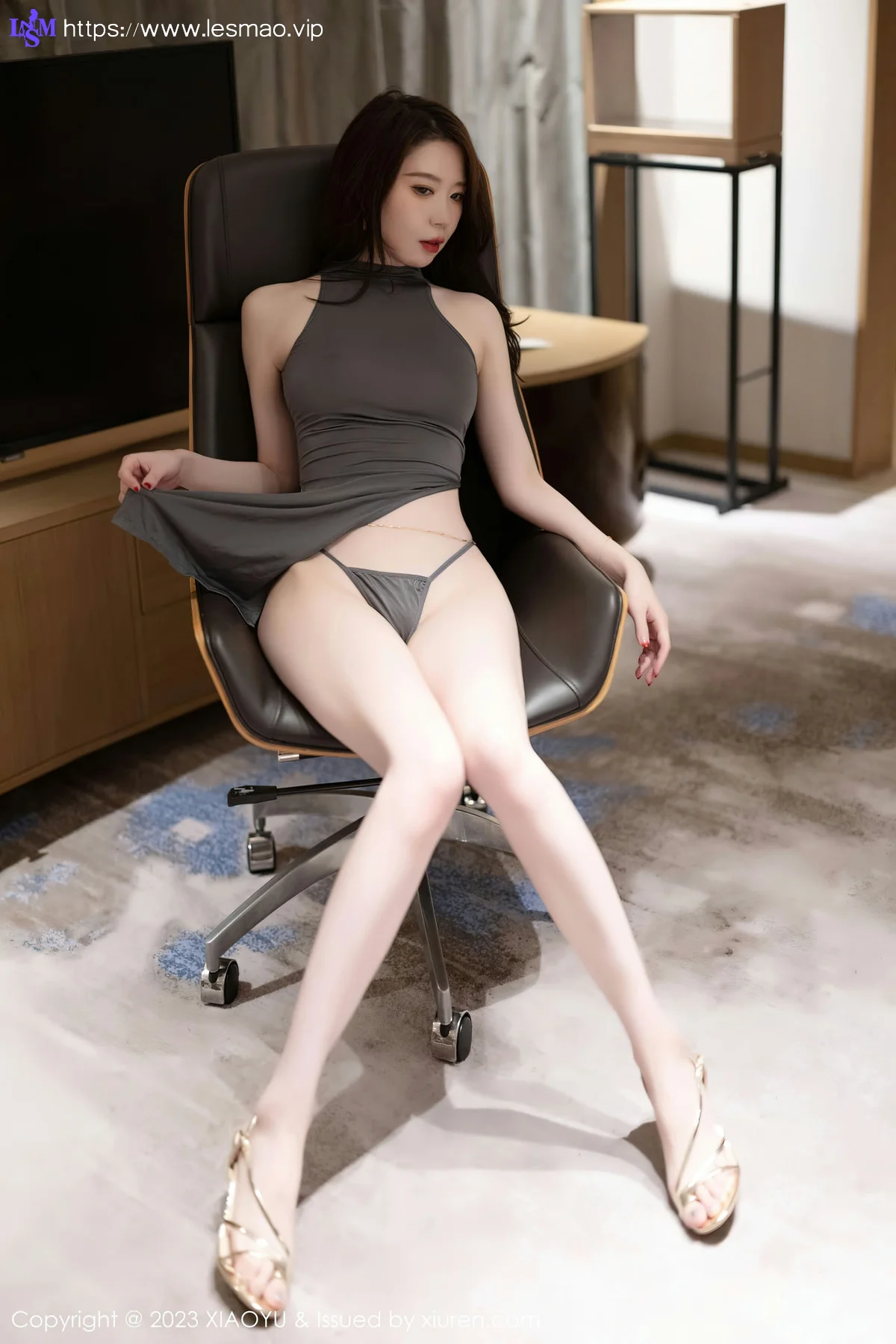 XIAOYU  语画  Vol.1138  梦心玥 香肩灰裙性感写真33 - 44