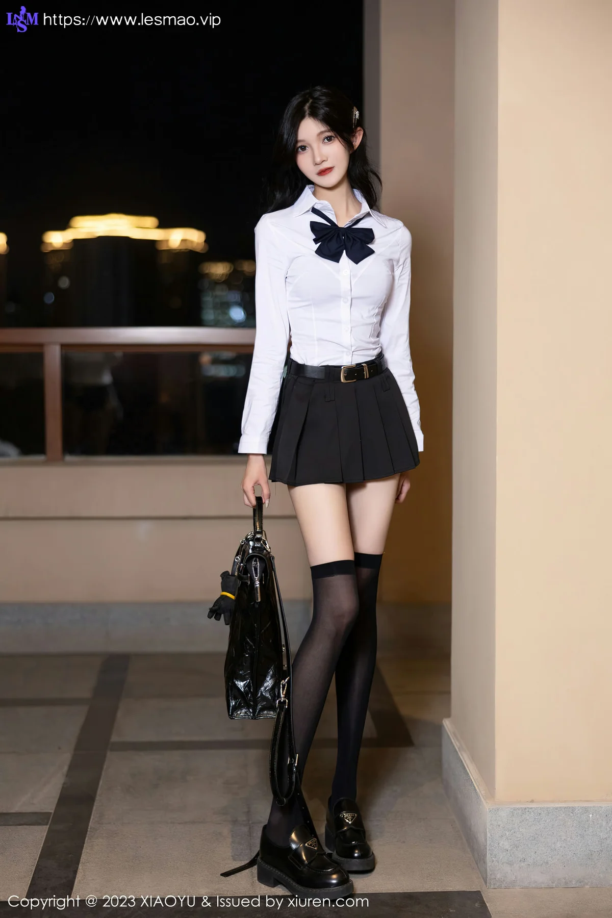 XIAOYU  语画  Vol.1150  程程程- 黑色蕾丝内衣海南旅拍1 - 10