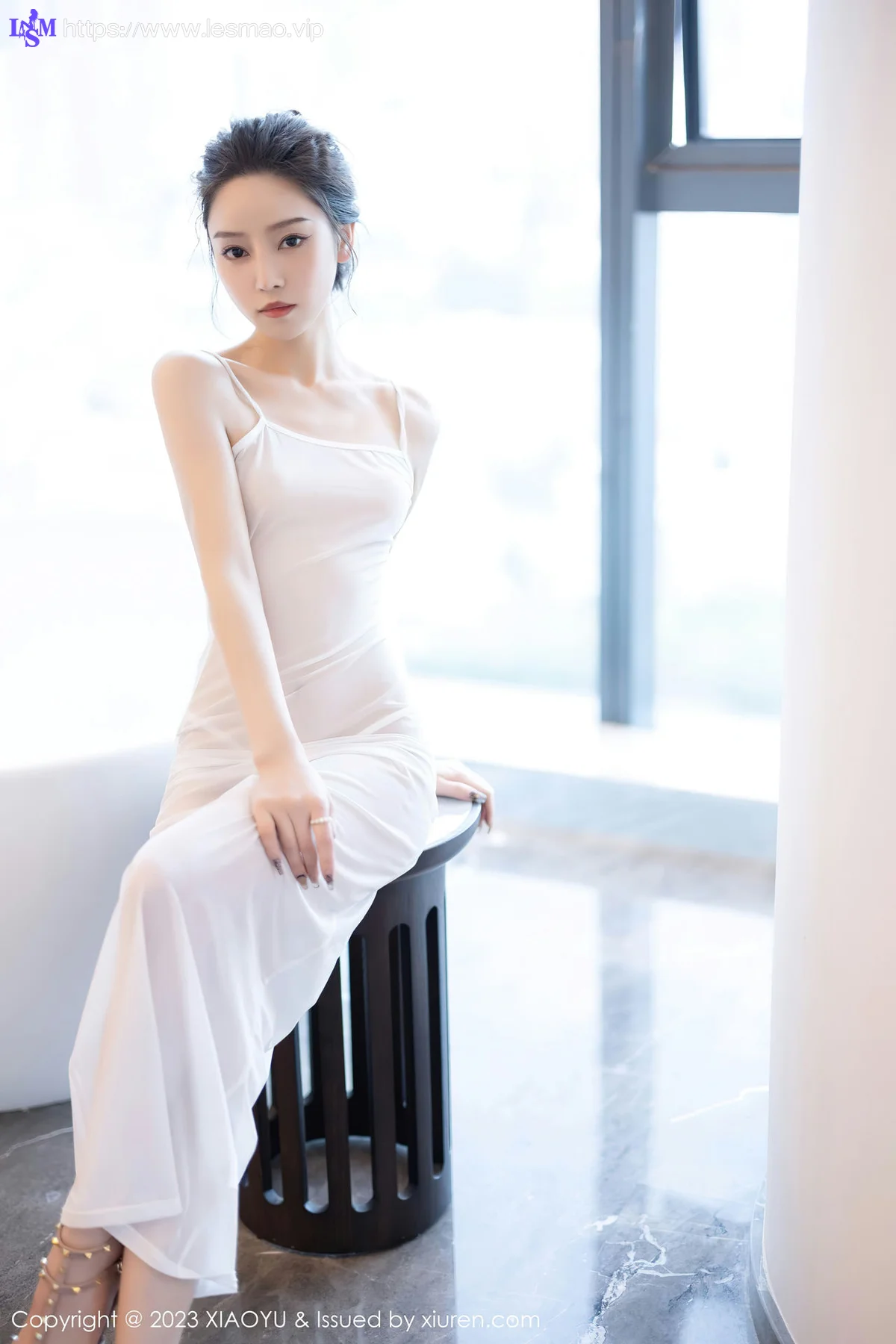 XIAOYU  语画  Vol.1152  苏曼兮 诱人白色丝袜性感写真2 - 33