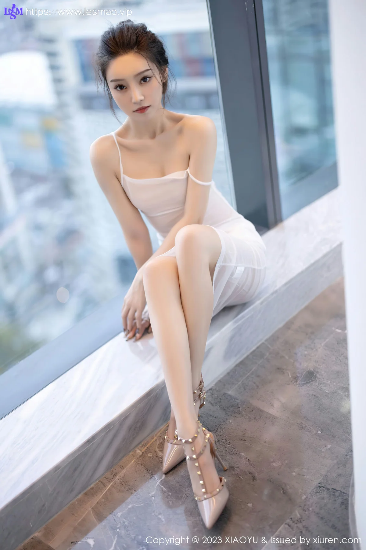 XIAOYU  语画  Vol.1152  苏曼兮 诱人白色丝袜性感写真2 - 51