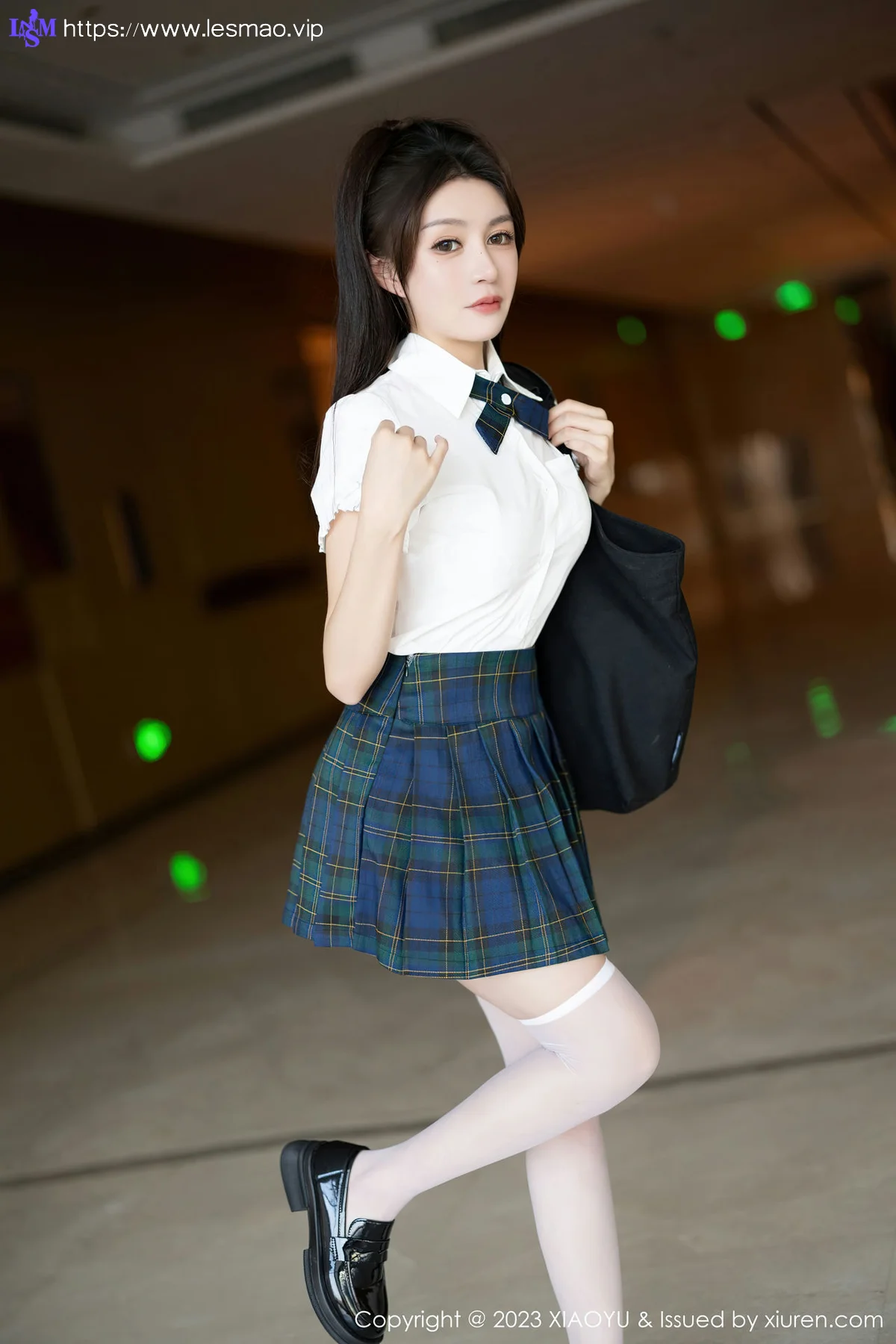 XIAOYU  语画  Vol.1153  唐宁宁 格子短裙性感写真2 - 4