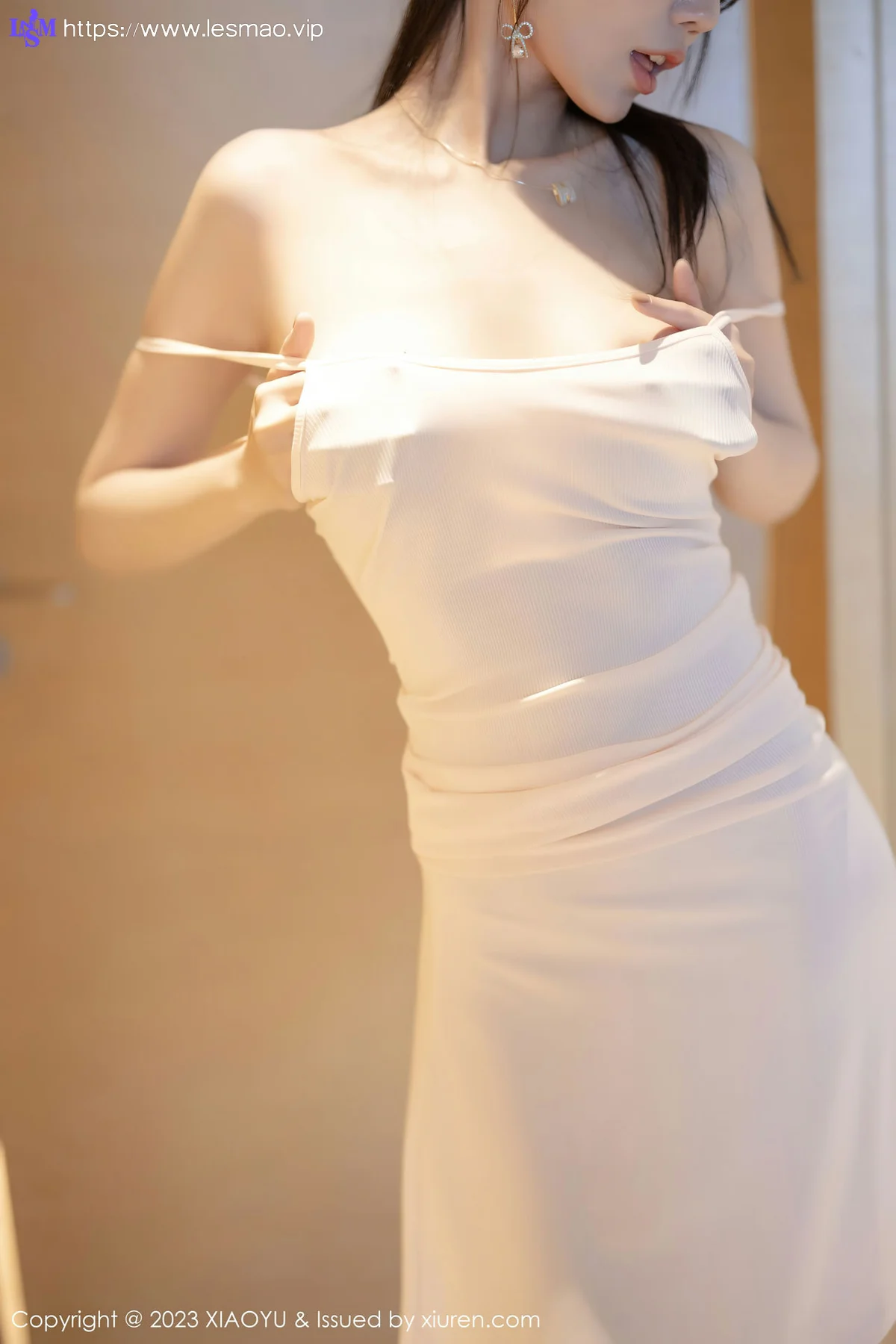 XIAOYU  语画  Vol.1167  玥儿玥er 连衣长裙广州心愿旅拍33 - 39