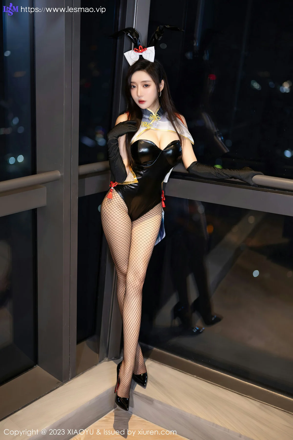 XIAOYU  语画  Vol.1169  王馨瑶yanni 魅惑黑丝海南旅拍1 - 40