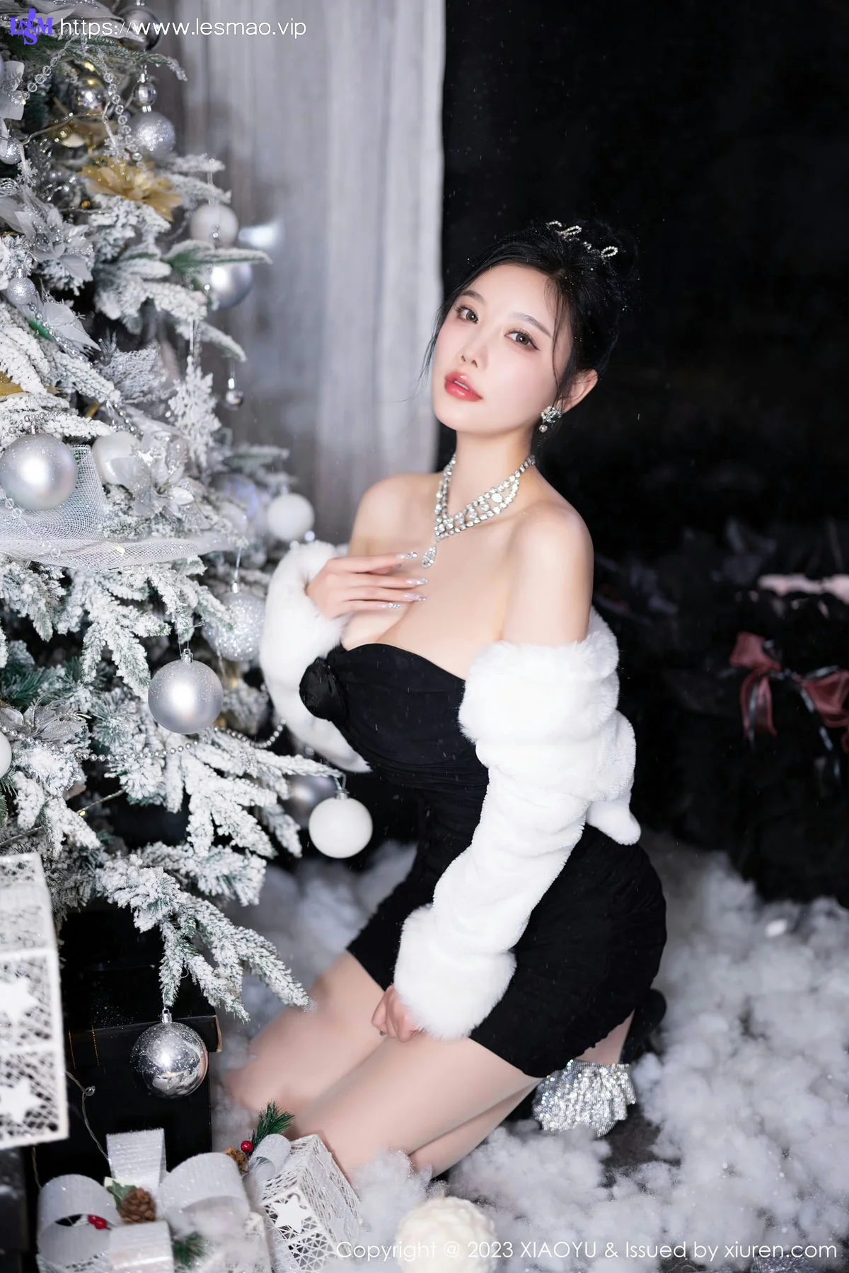 XIAOYU  语画  Vol.1170  杨晨晨Yome 皮衣网袜海南旅拍111 - 14