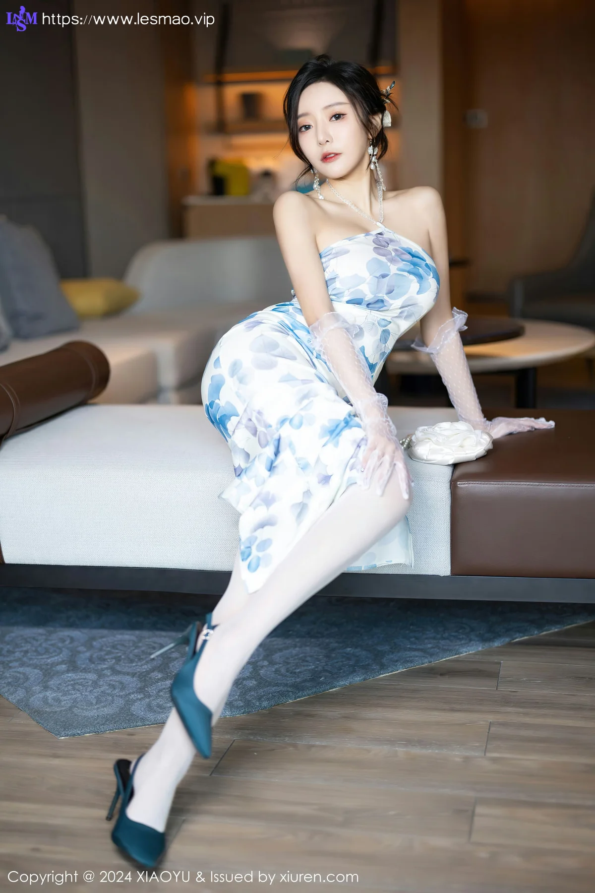 XIAOYU  语画  Vol.1191  王馨瑶yanni 诱人白色丝袜海南旅拍22 - 12