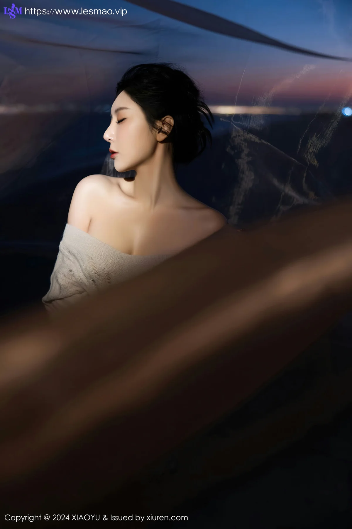XIAOYU  语画  Vol.1200  王馨瑶yanni 诱人黑丝海南旅拍222 - 17