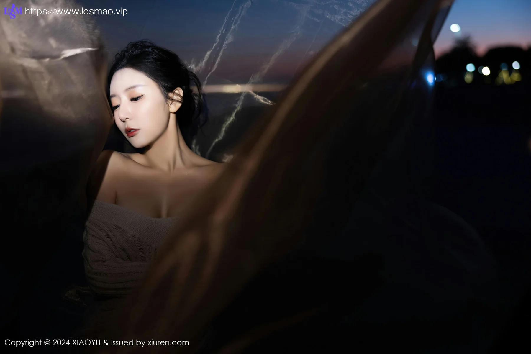 XIAOYU  语画  Vol.1200  王馨瑶yanni 诱人黑丝海南旅拍222 - 20