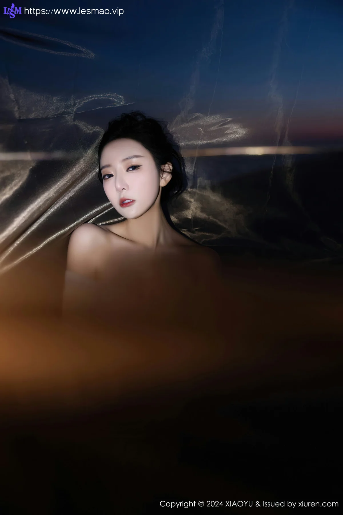 XIAOYU  语画  Vol.1200  王馨瑶yanni 诱人黑丝海南旅拍222 - 21