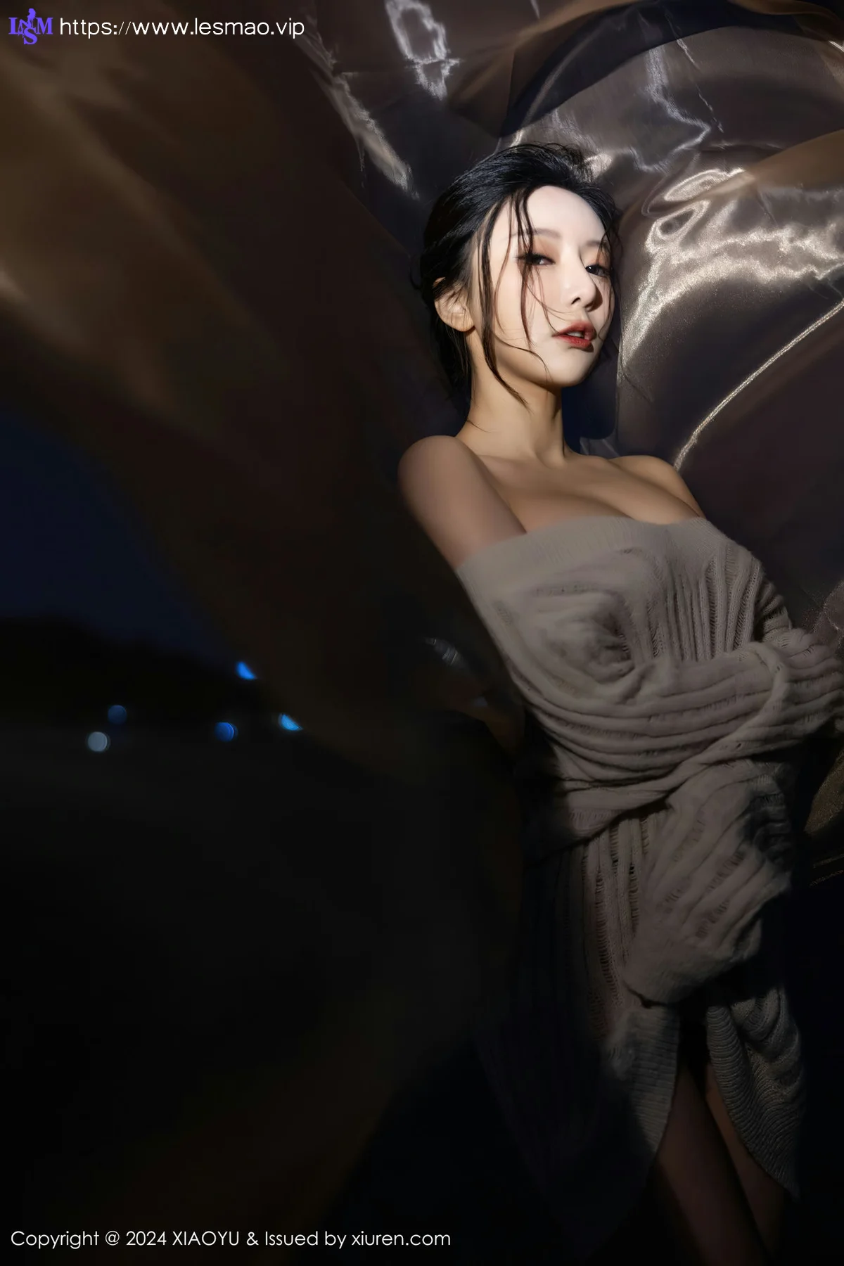 XIAOYU  语画  Vol.1200  王馨瑶yanni 诱人黑丝海南旅拍222 - 23