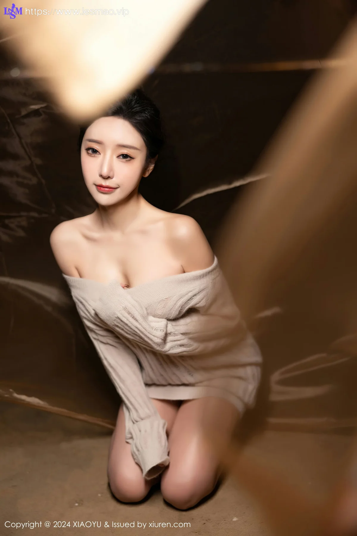 XIAOYU  语画  Vol.1200  王馨瑶yanni 诱人黑丝海南旅拍222 - 28