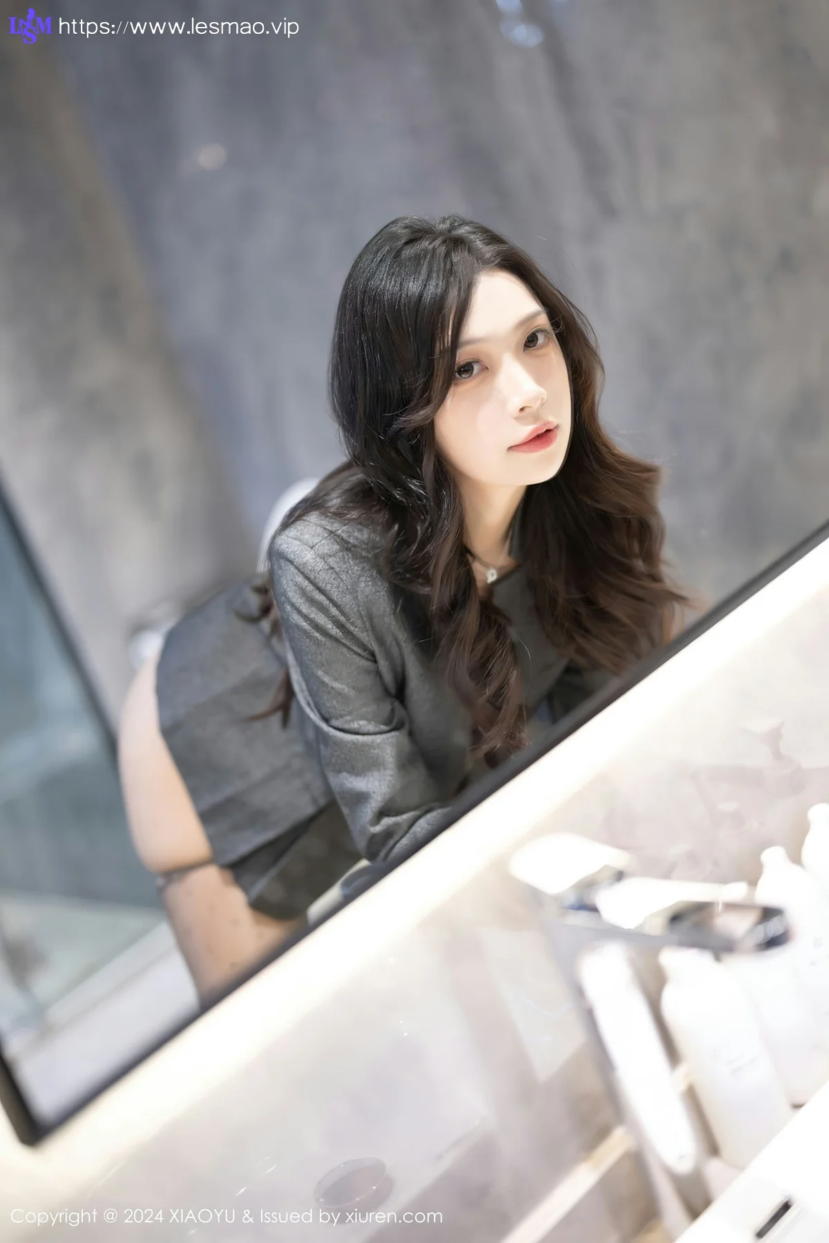 XIAOYU  语画  Vol.1209  郑颖姗Bev 灰色OL制服性感写真 - 51