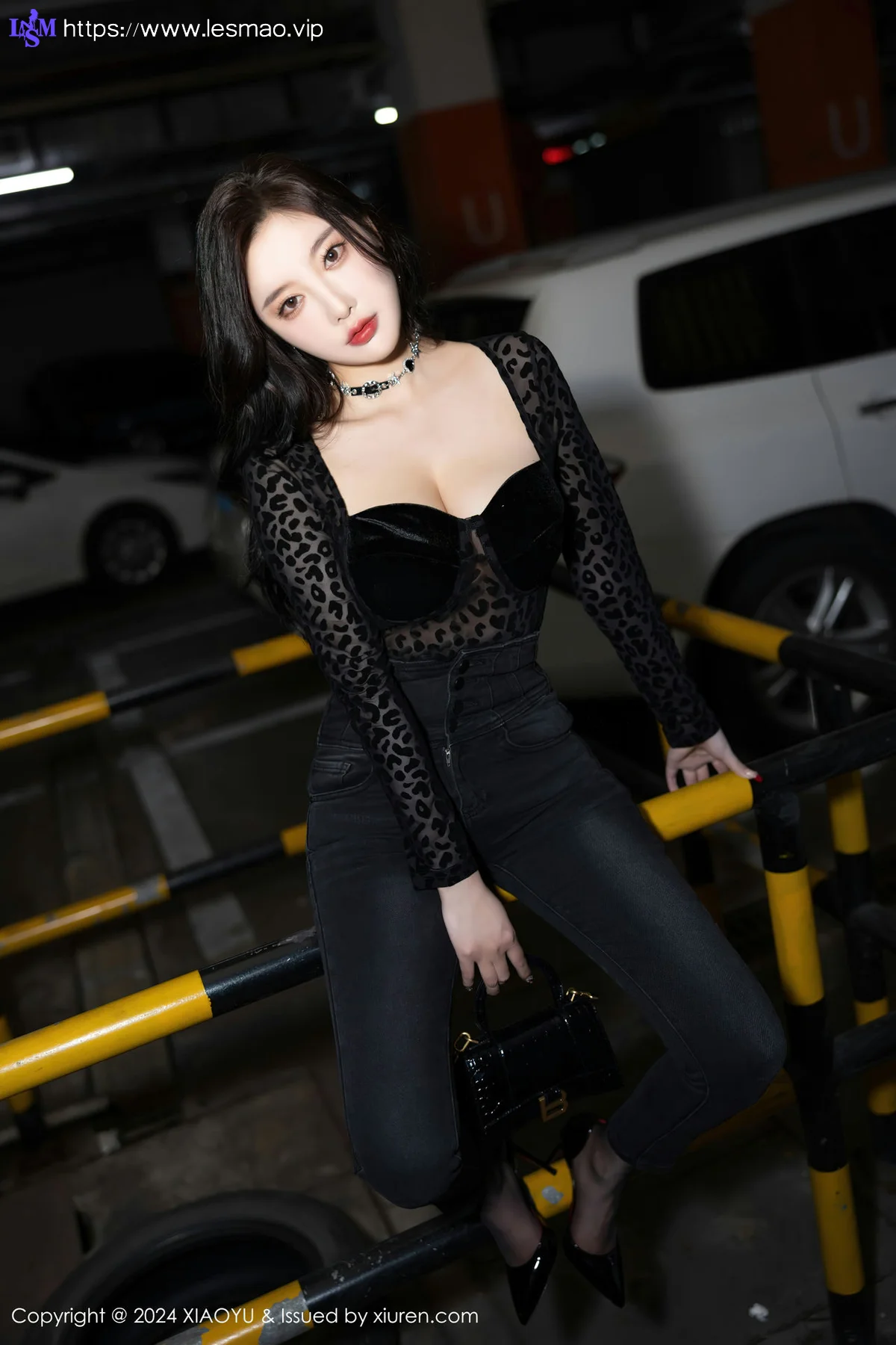 XIAOYU  语画  Vol.1216  杨晨晨Yome 黑色豹纹性感写真1 - 15