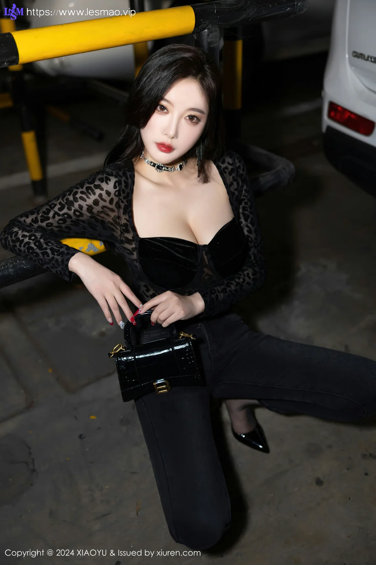 XIAOYU  语画  Vol.1216  杨晨晨Yome 黑色豹纹性感写真1 - 16