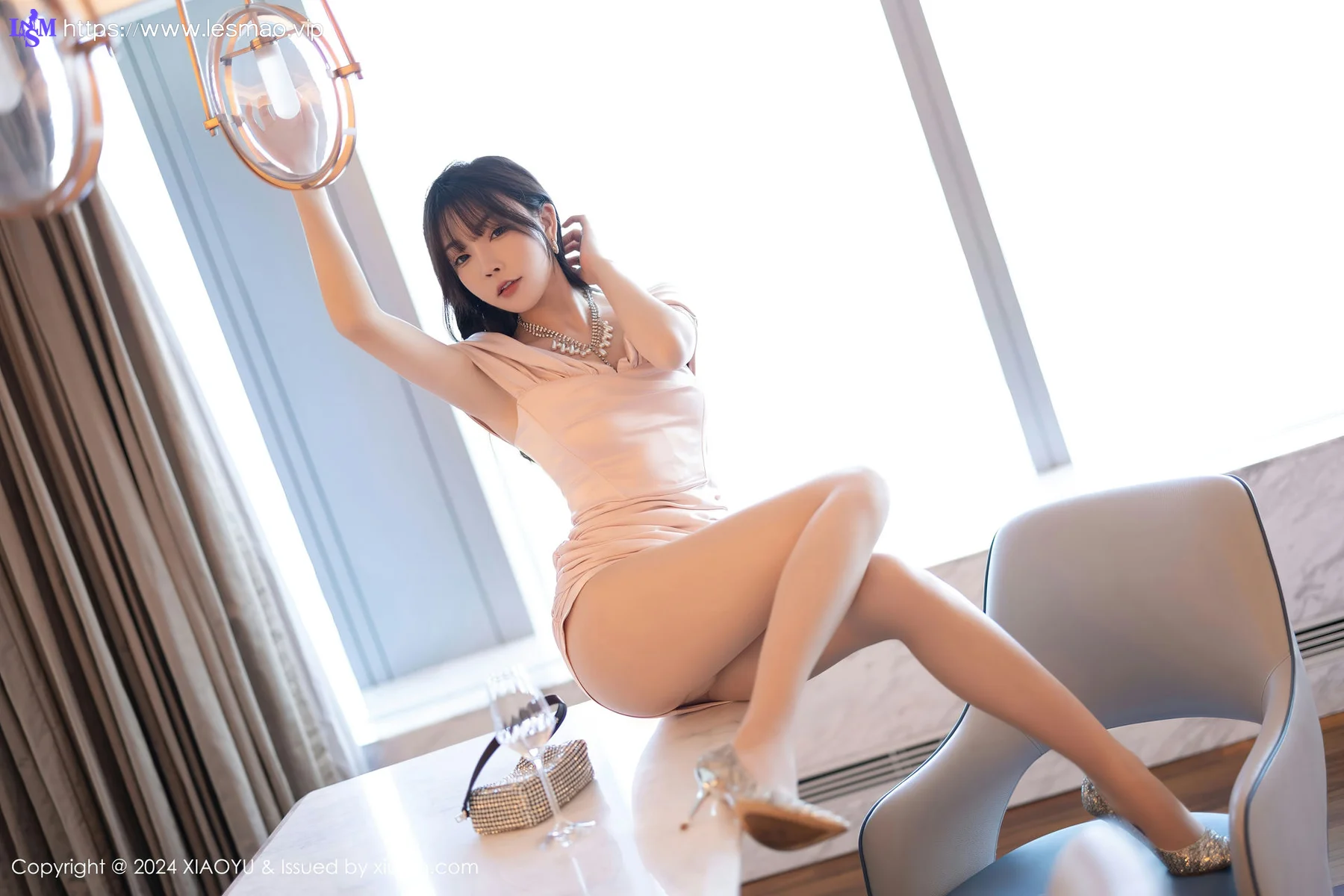 XIAOYU  语画  Vol.1231 徐莉芝Booty 魅惑肉丝哈尔滨旅拍11 - 17