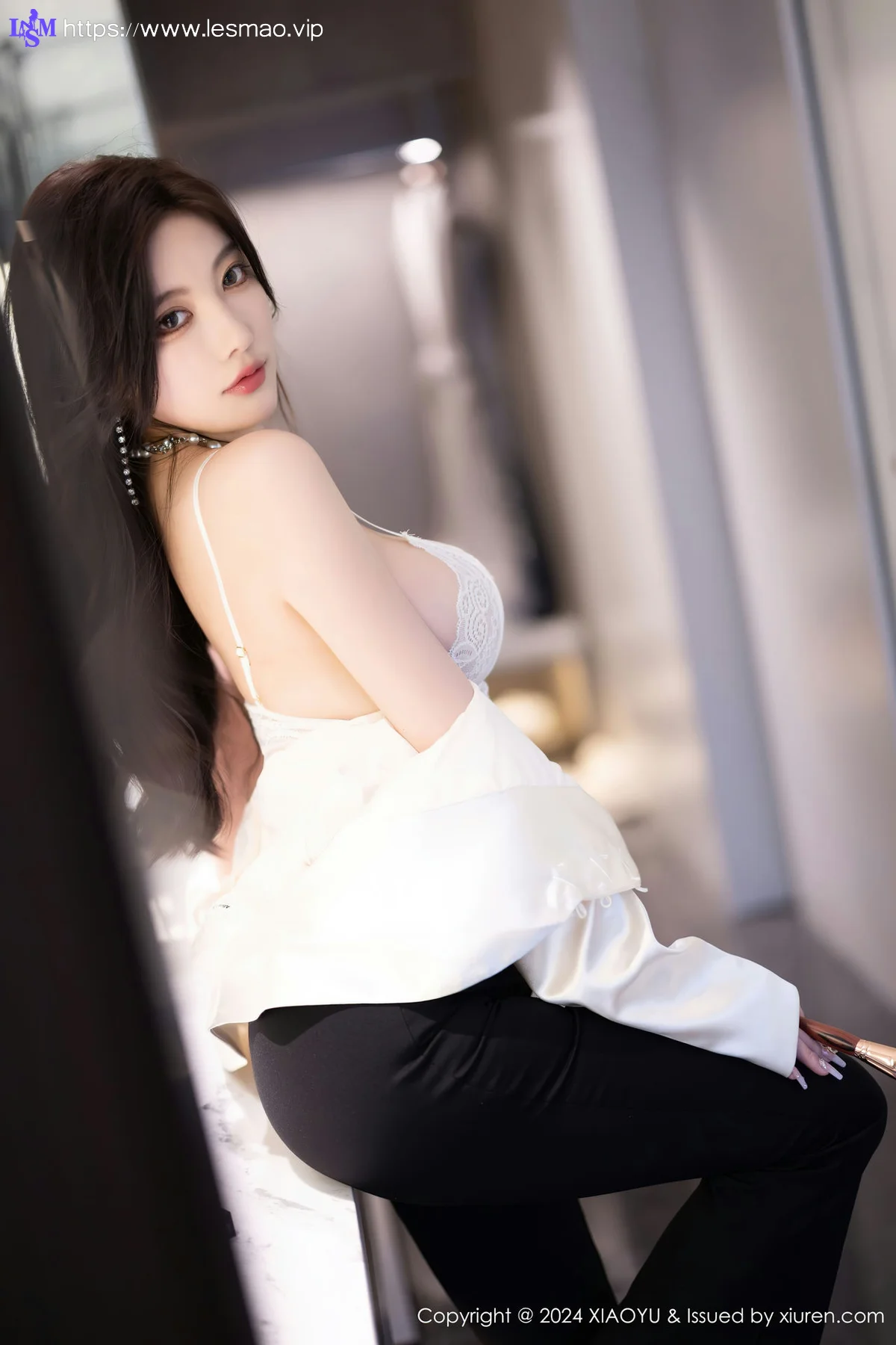 XIAOYU  语画  Vol.1233 杨晨晨Yome 魅惑黑丝哈尔滨旅拍1 - 44