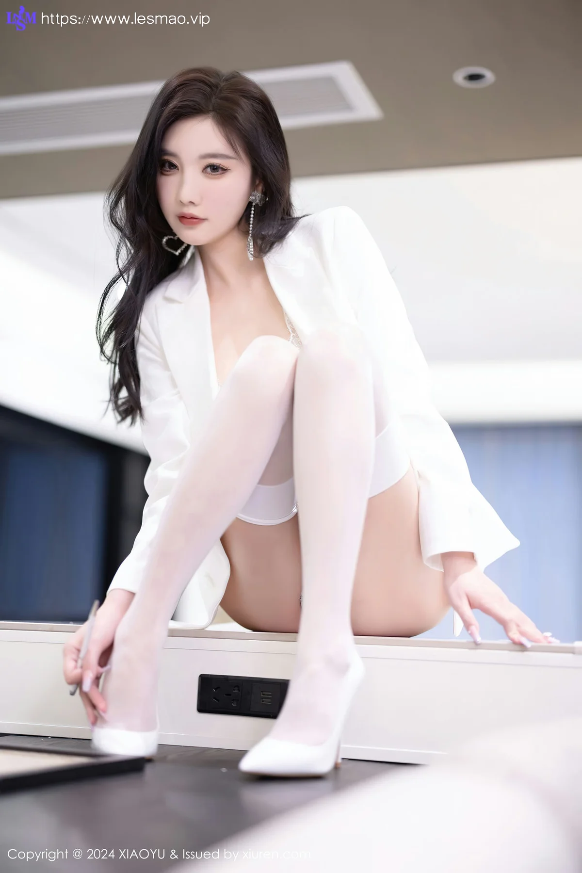 XIAOYU  语画  Vol.1238  杨晨晨 性感女神ol写真 - 47