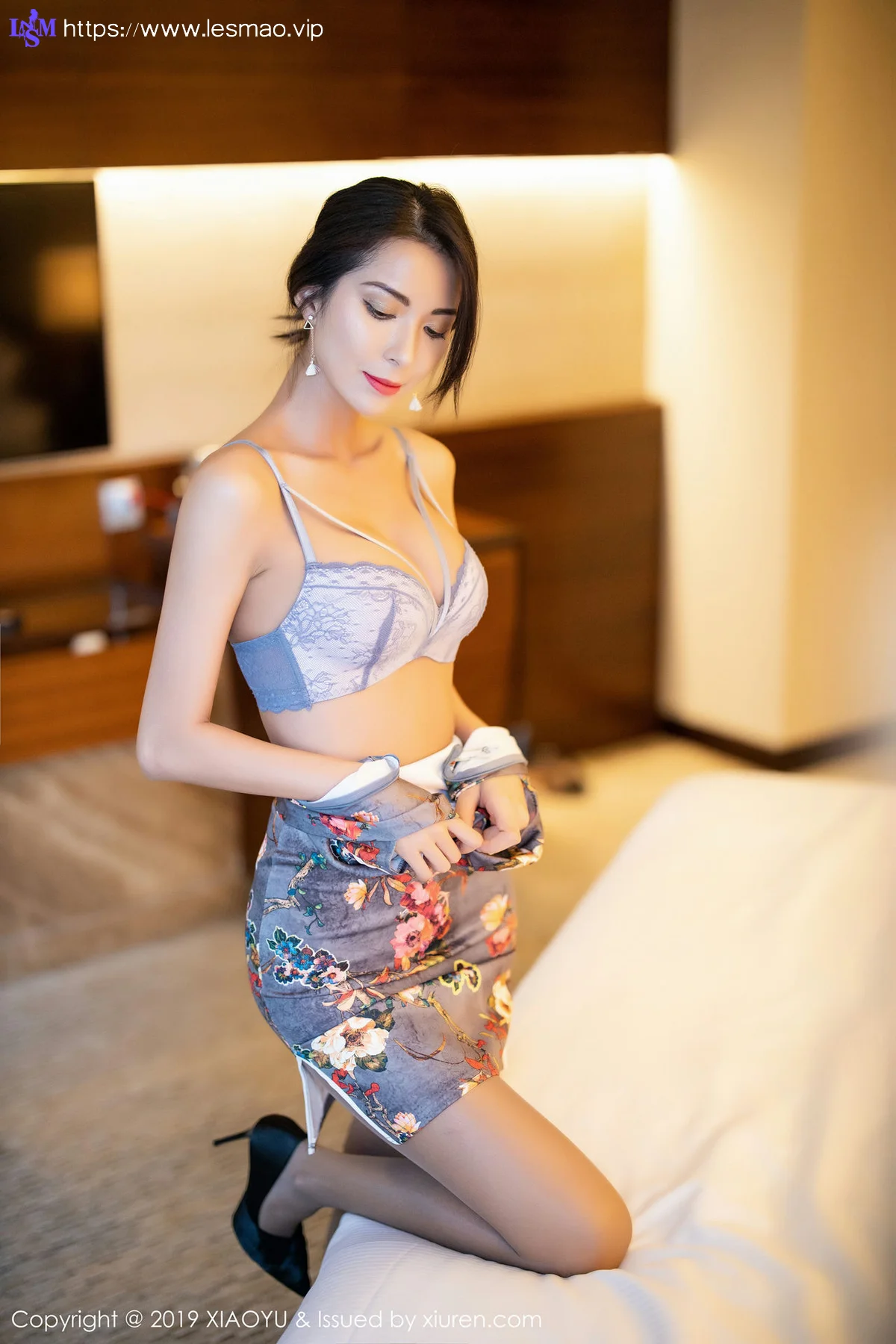 XIAOYU  语画界 Vol.196 性感旗袍 Carry 丝袜美腿写真 - 44