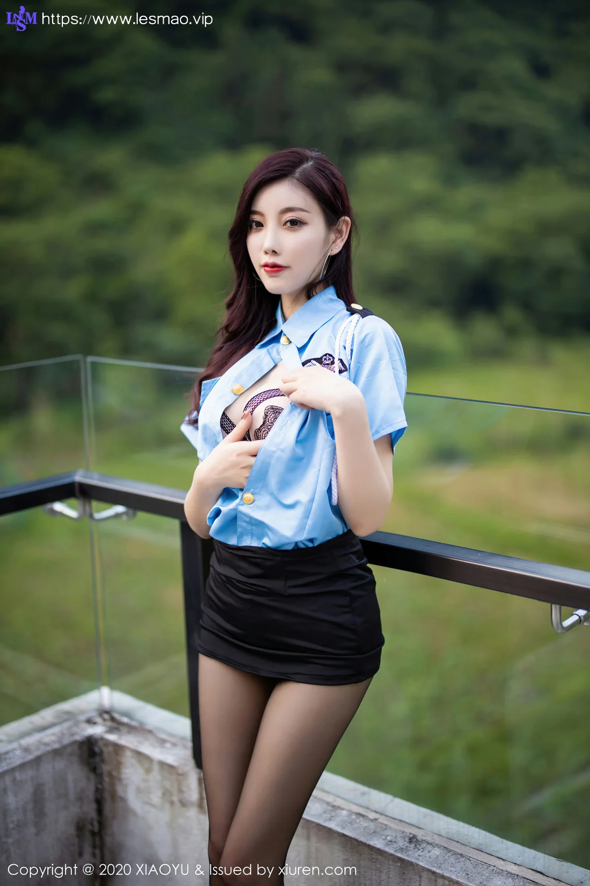 XIAOYU  语画界 Vol.381 性感女警制服旅拍 杨晨晨sugar - 19