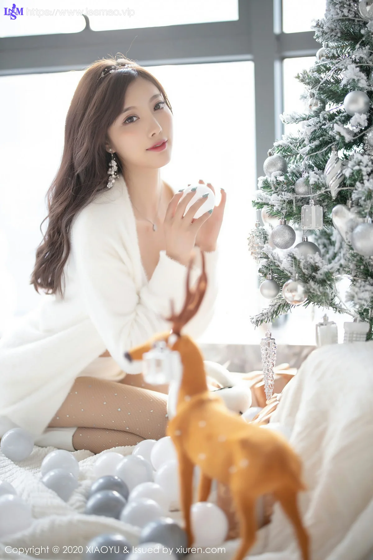 XIAOYU  语画界 Vol.437 性感白丝圣诞 杨晨晨 - 22