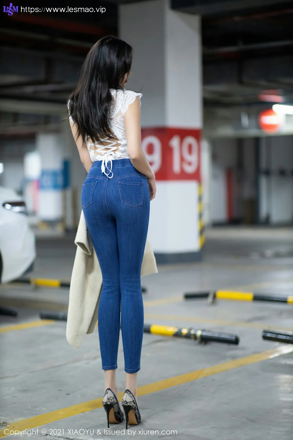 XIAOYU  语画界 Vol.504  蕾丝连体衣 娜比 车拍主题系列 - 11
