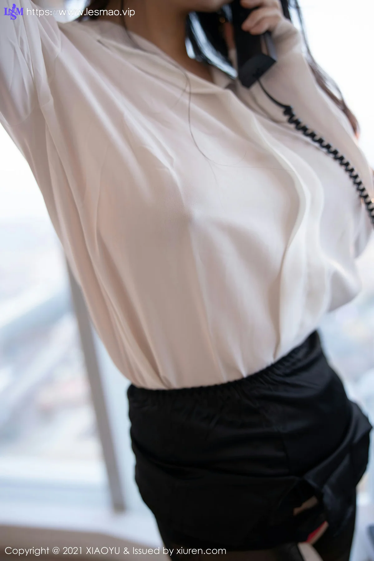 XIAOYU  语画界 Vol.507 职业制服下丰盈美胸 乔漫妮mina 挺写真 - 12