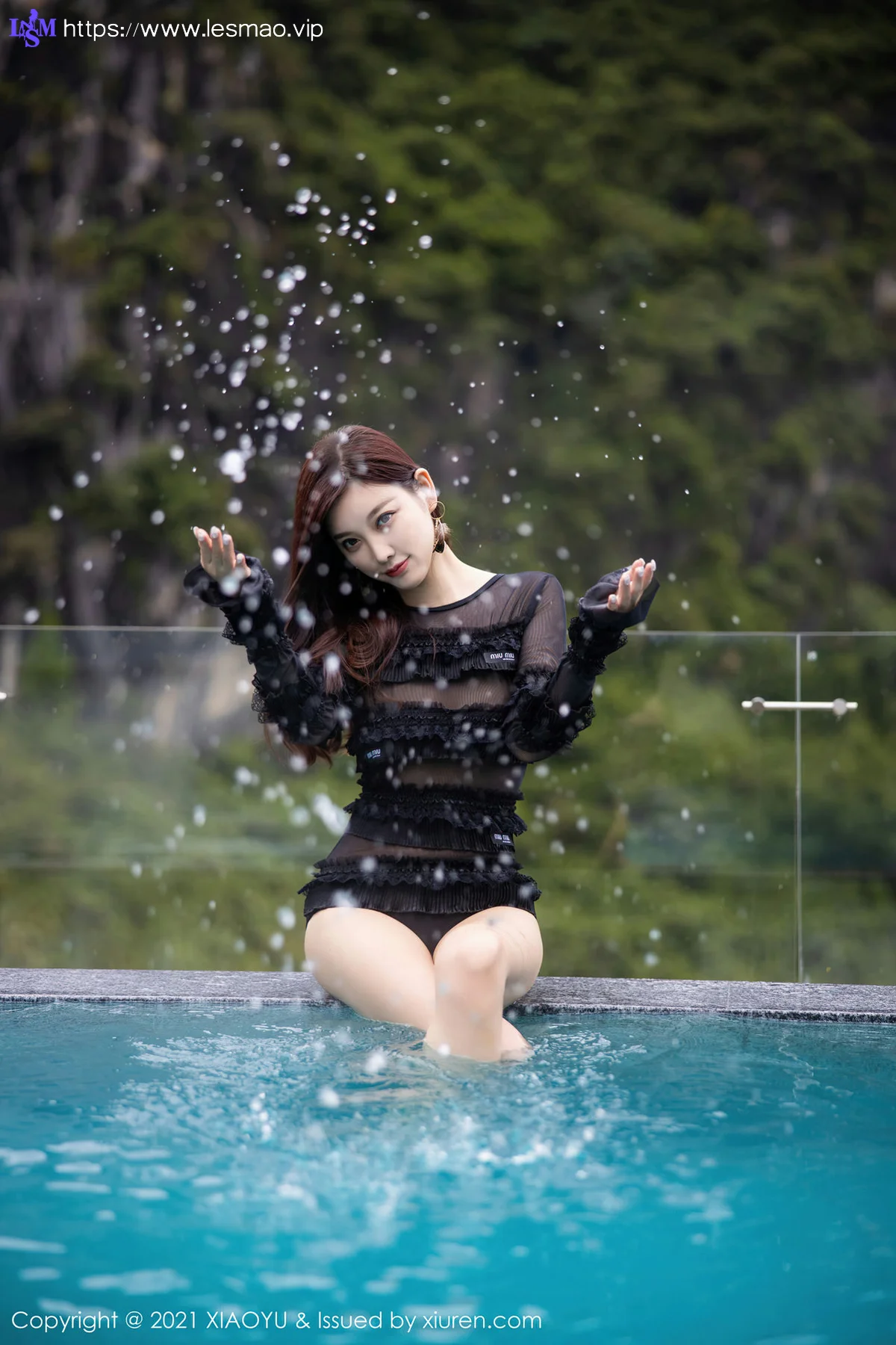XIAOYU  语画界 Vol.514 比基尼泳池外拍 杨晨晨sugar 清远旅拍 - 11