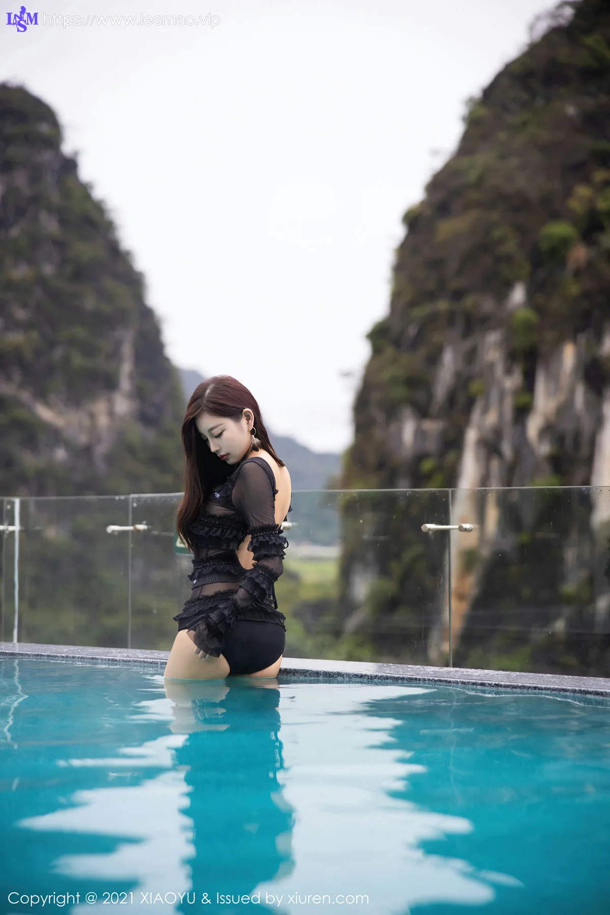 XIAOYU  语画界 Vol.514 比基尼泳池外拍 杨晨晨sugar 清远旅拍 - 14