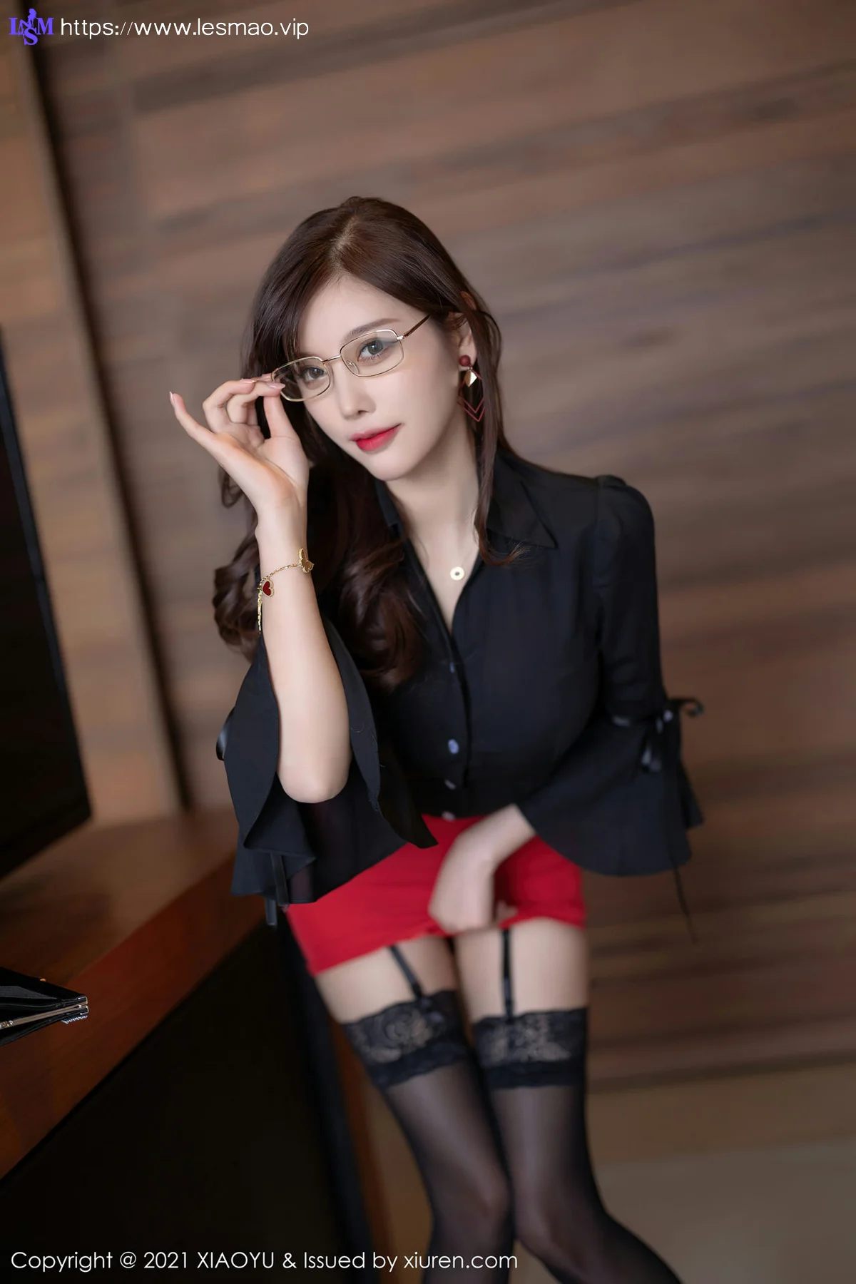 XIAOYU  语画界 Vol.523 秘书眼镜OL 杨晨晨sugar 蕾丝吊袜青岛旅... - 46