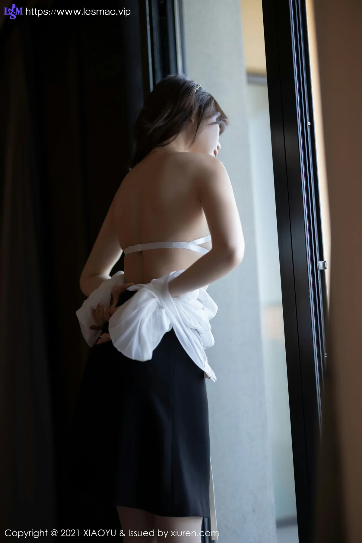 XIAOYU  语画界 Vol.534 都市OL服饰 芝芝Booty 青岛旅拍写真 - 12