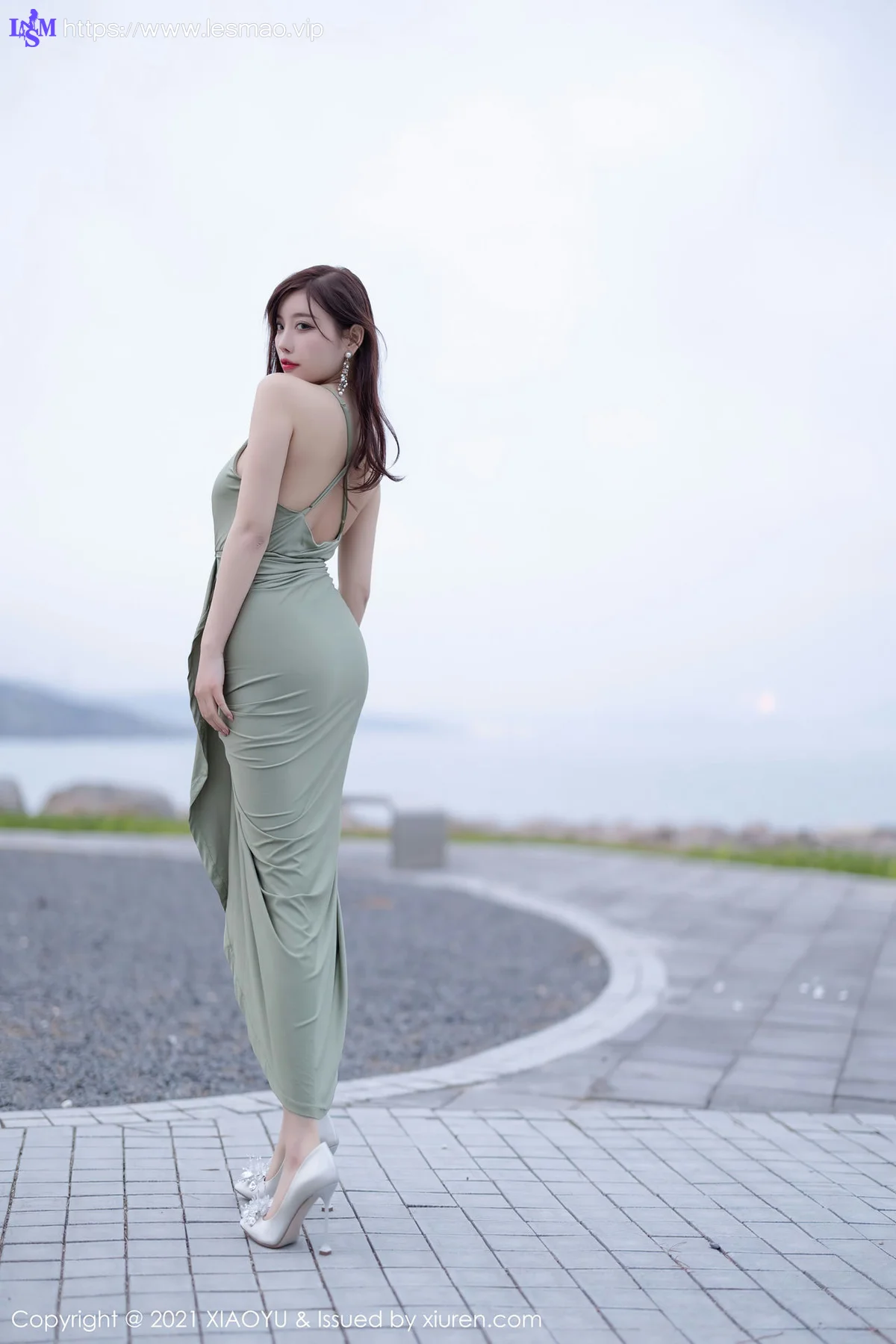 XIAOYU  语画界 Vol.538 轻透长裙 杨晨晨sugar 青岛旅拍写真 - 16
