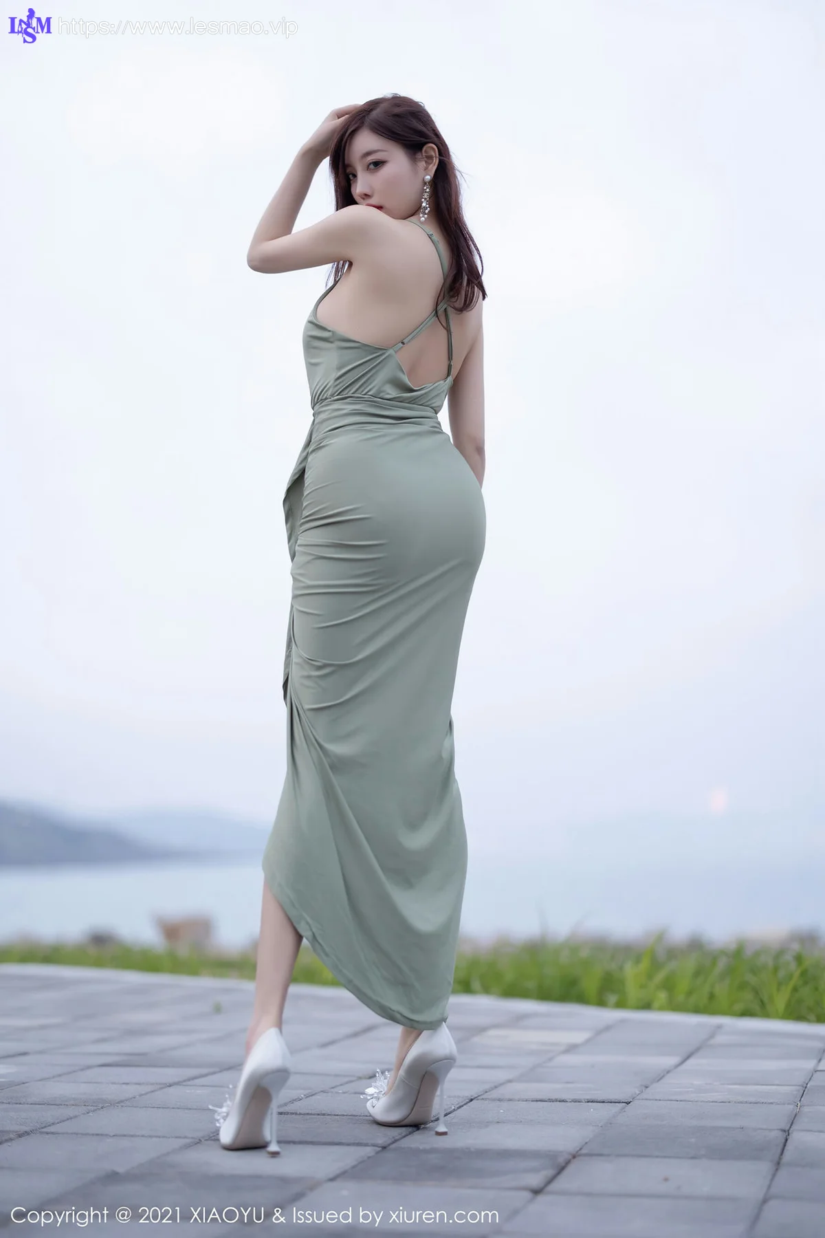 XIAOYU  语画界 Vol.538 轻透长裙 杨晨晨sugar 青岛旅拍写真 - 17